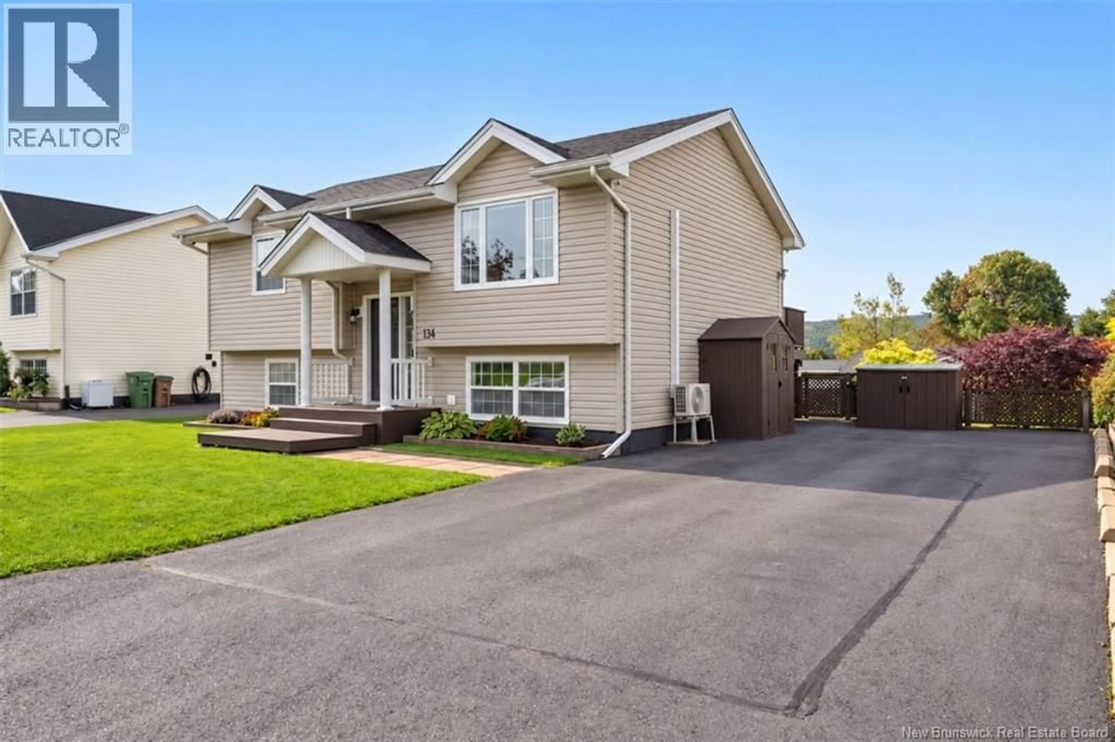Home with vinyl exterior material, street for 134 HARBOURVIEW DRIVE, Saint John New Brunswick E2P1B6