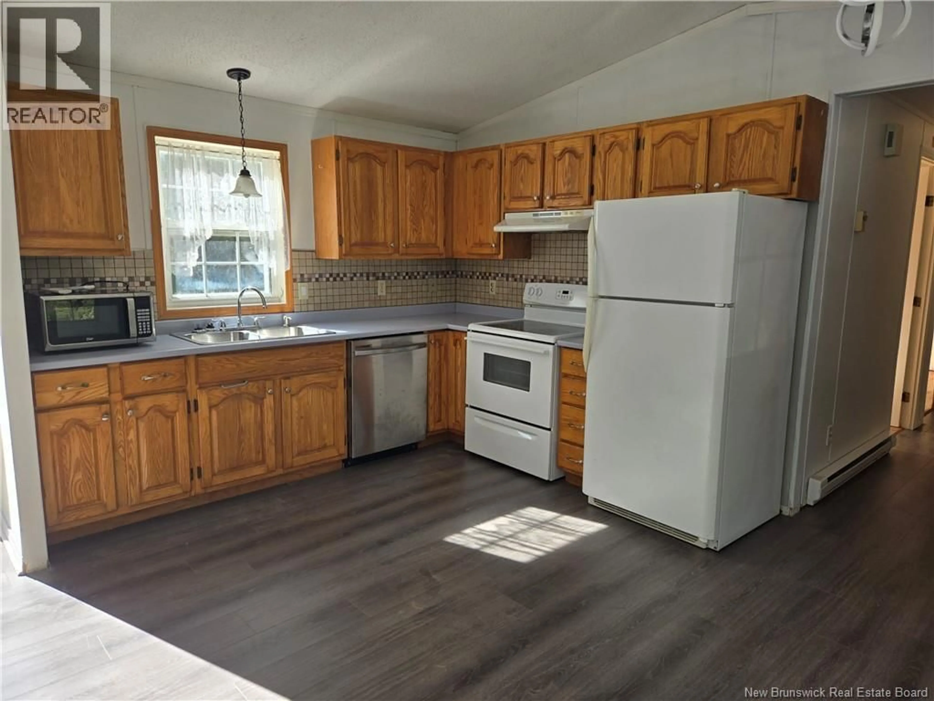Standard kitchen, unknown for 481 BONNEY ROAD, Nauwigewauk New Brunswick E5N8E1