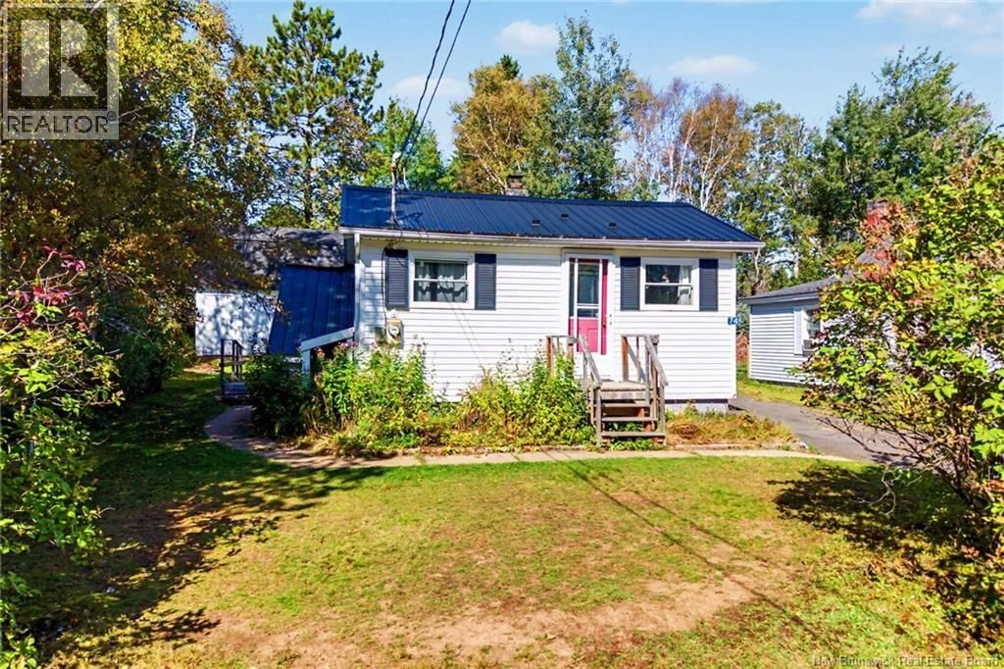 Unknown for 74 CHESTNUT STREET, Minto New Brunswick E4B3L5
