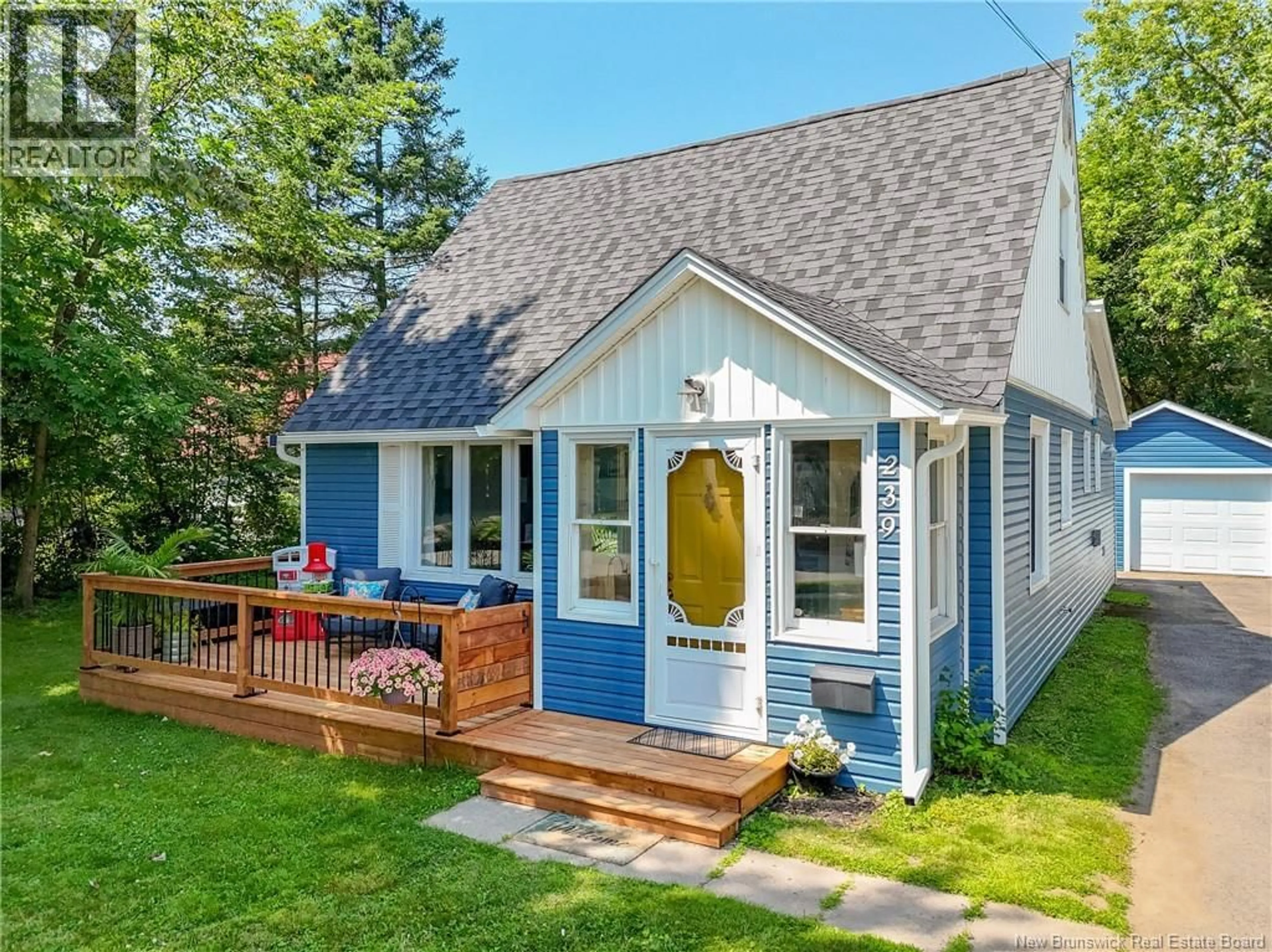 Home with vinyl exterior material, street for 239 MEDLEY STREET, Fredericton New Brunswick E3A3B5
