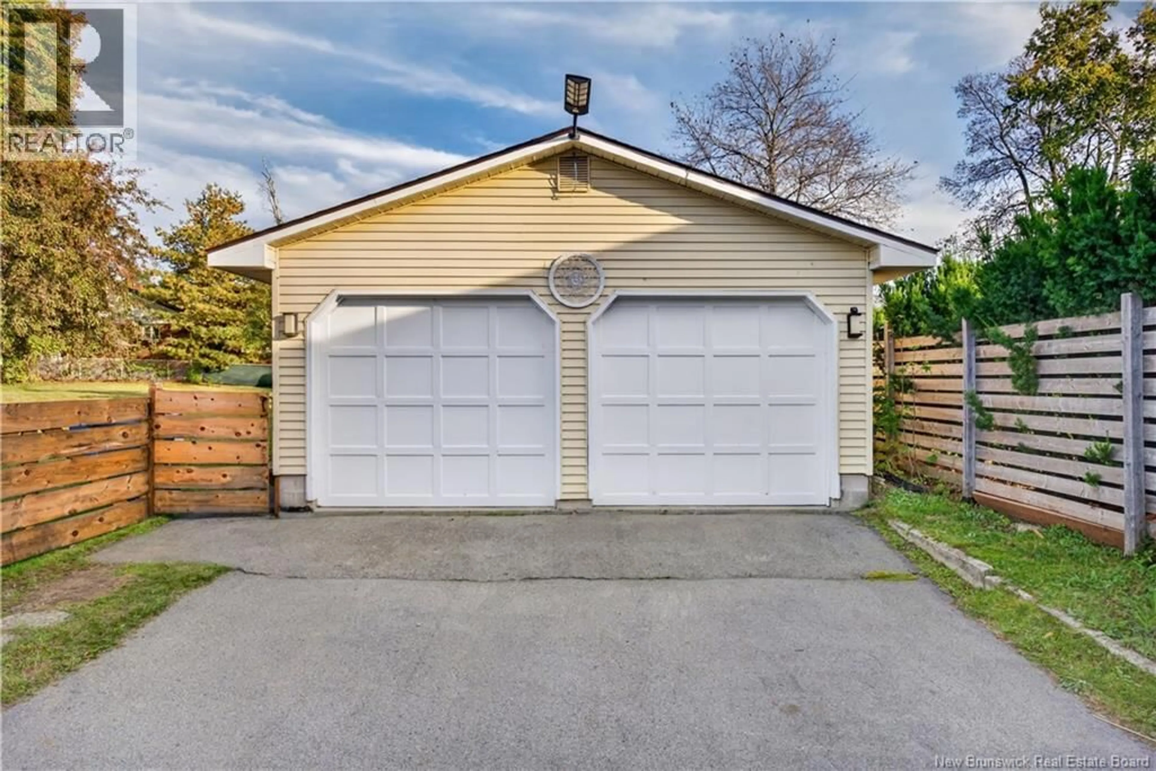 Indoor garage for 228 WELLINGTON STREET, Miramichi New Brunswick E1N1M9
