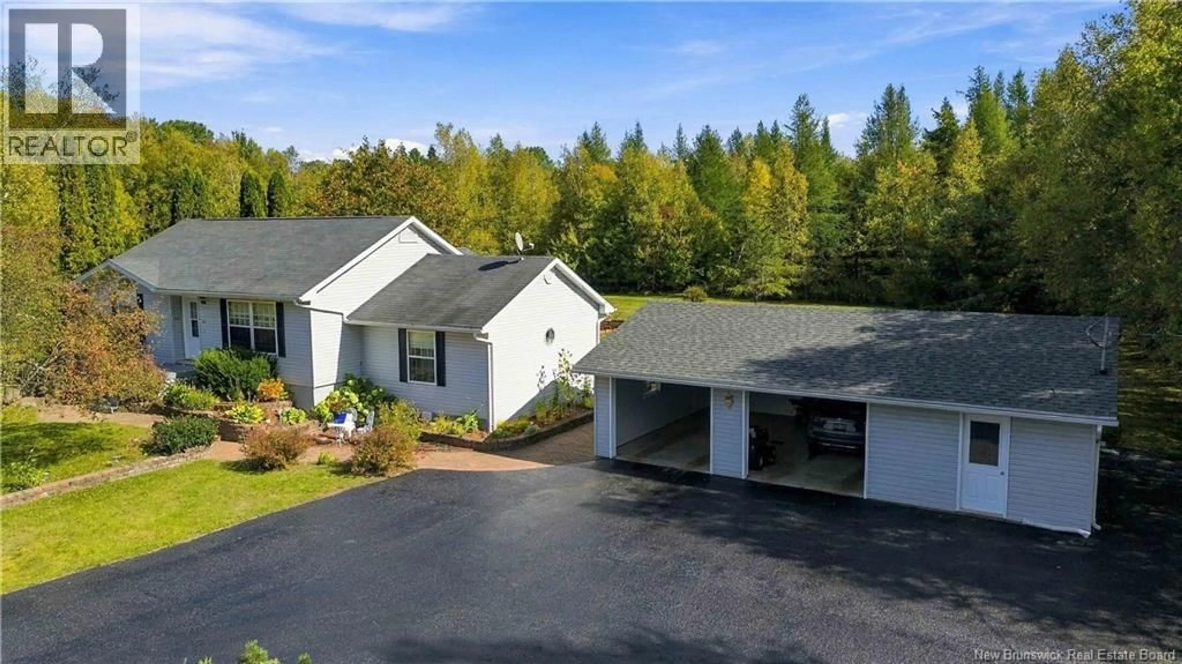 A pic from outside/outdoor area/front of a property/back of a property/a pic from drone, unknown for 816 ROUTE 102, Swan Creek New Brunswick E2V2X6