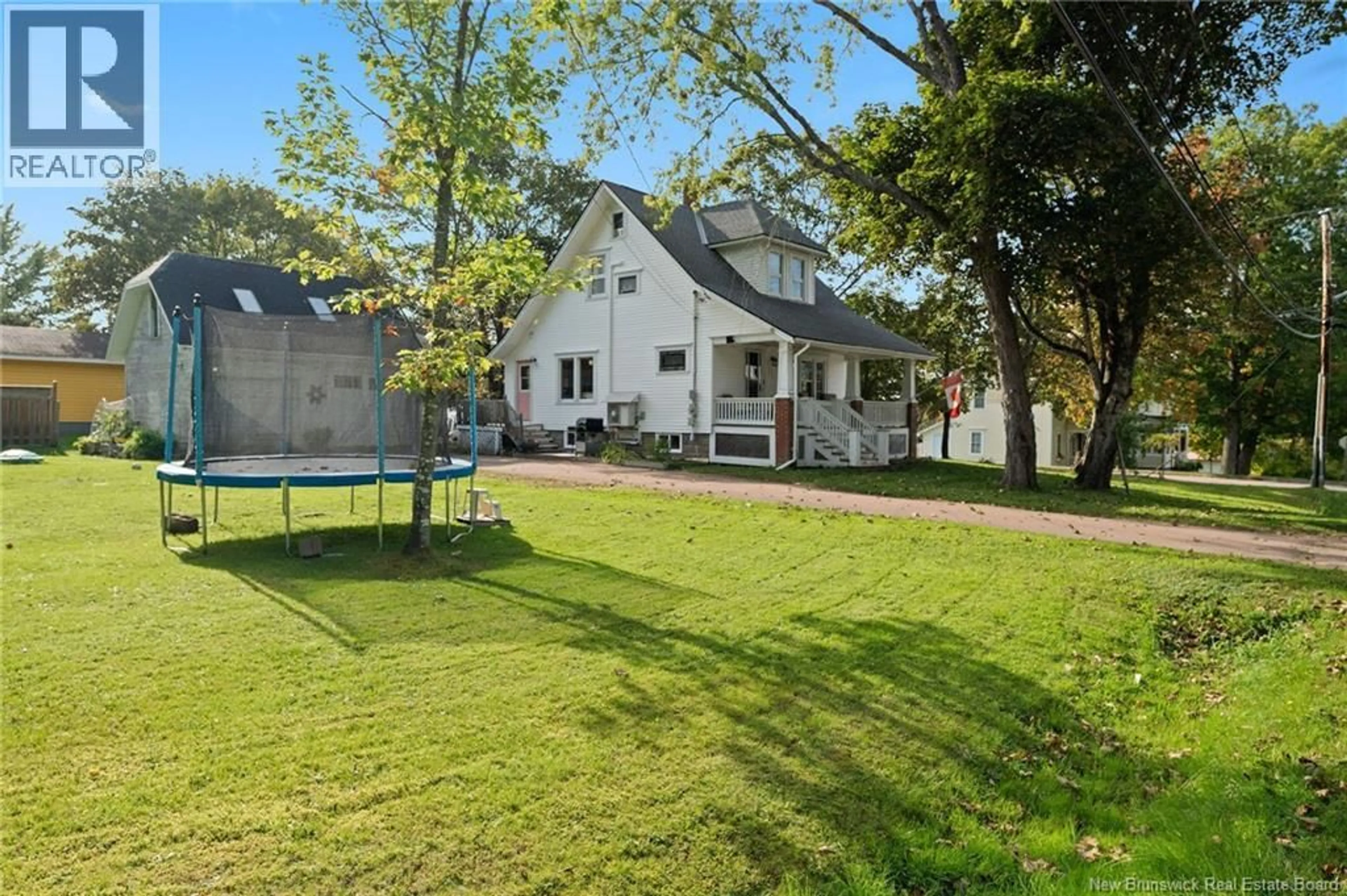 A pic from outside/outdoor area/front of a property/back of a property/a pic from drone, street for 29 PRICE STREET, Petitcodiac New Brunswick E4Z4P9