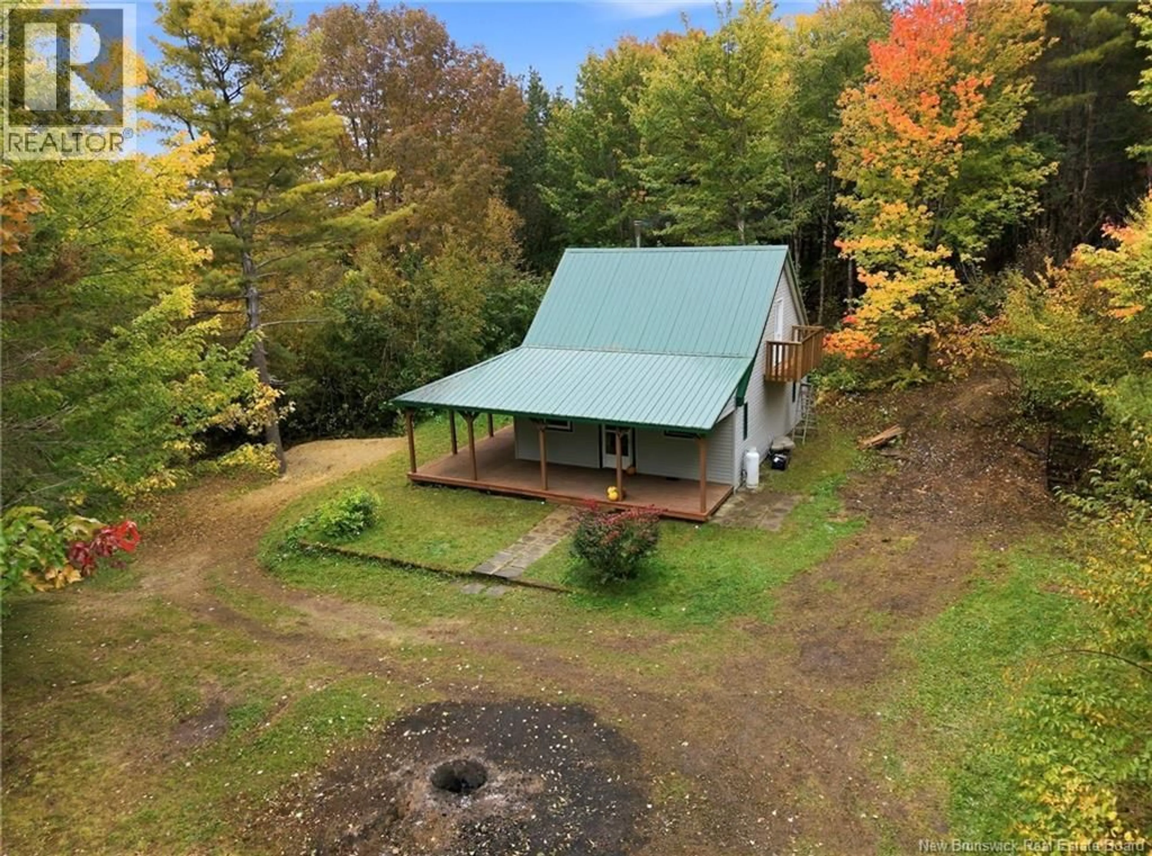 A pic from outside/outdoor area/front of a property/back of a property/a pic from drone, water/lake/river/ocean view for 69 OLD SPRINGFIELD ROAD, Queensbury New Brunswick E6L1H7