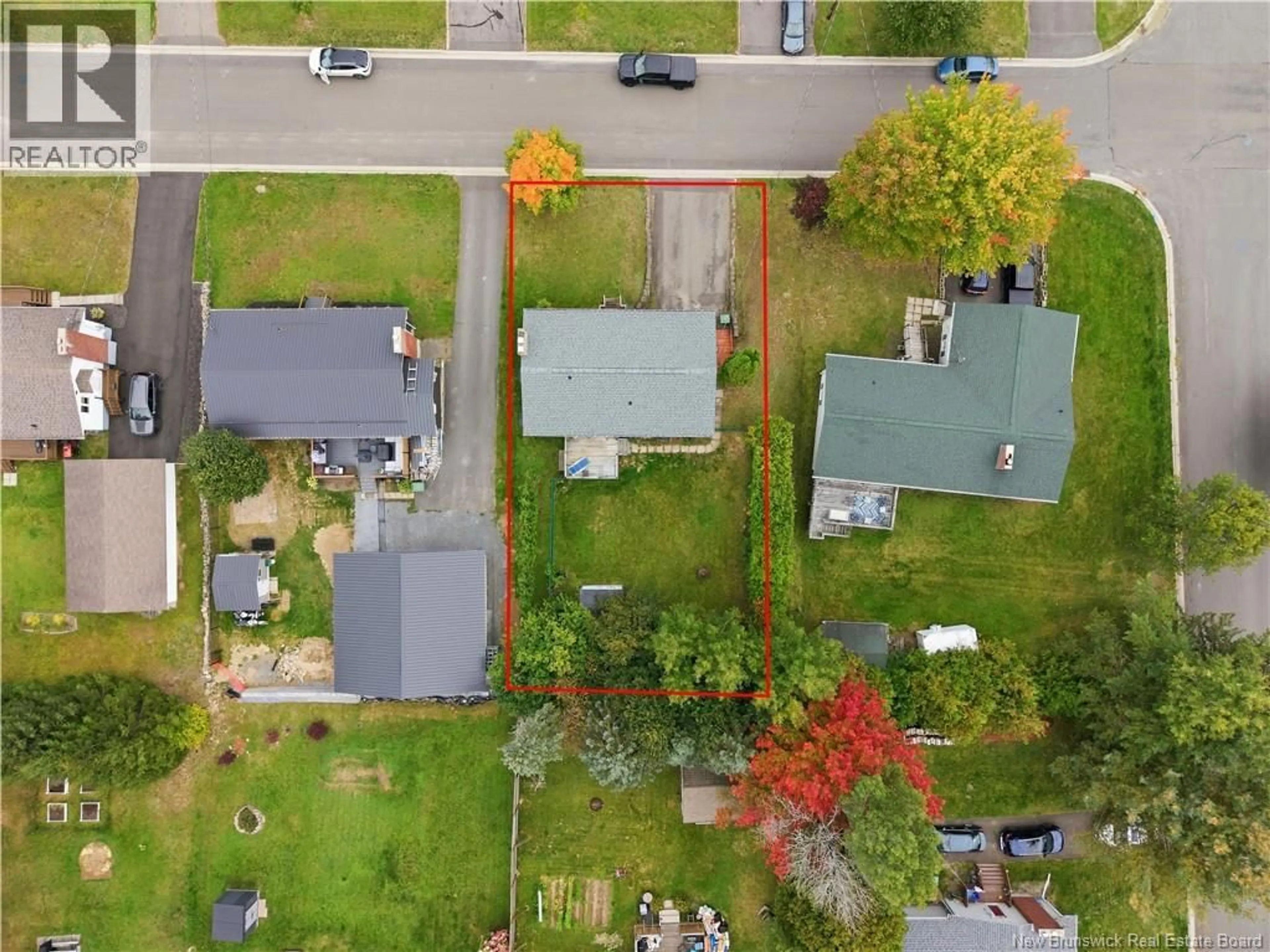 A pic from outside/outdoor area/front of a property/back of a property/a pic from drone, street for 17 HOLLYBROOK STREET, Marysville New Brunswick E3A4N8