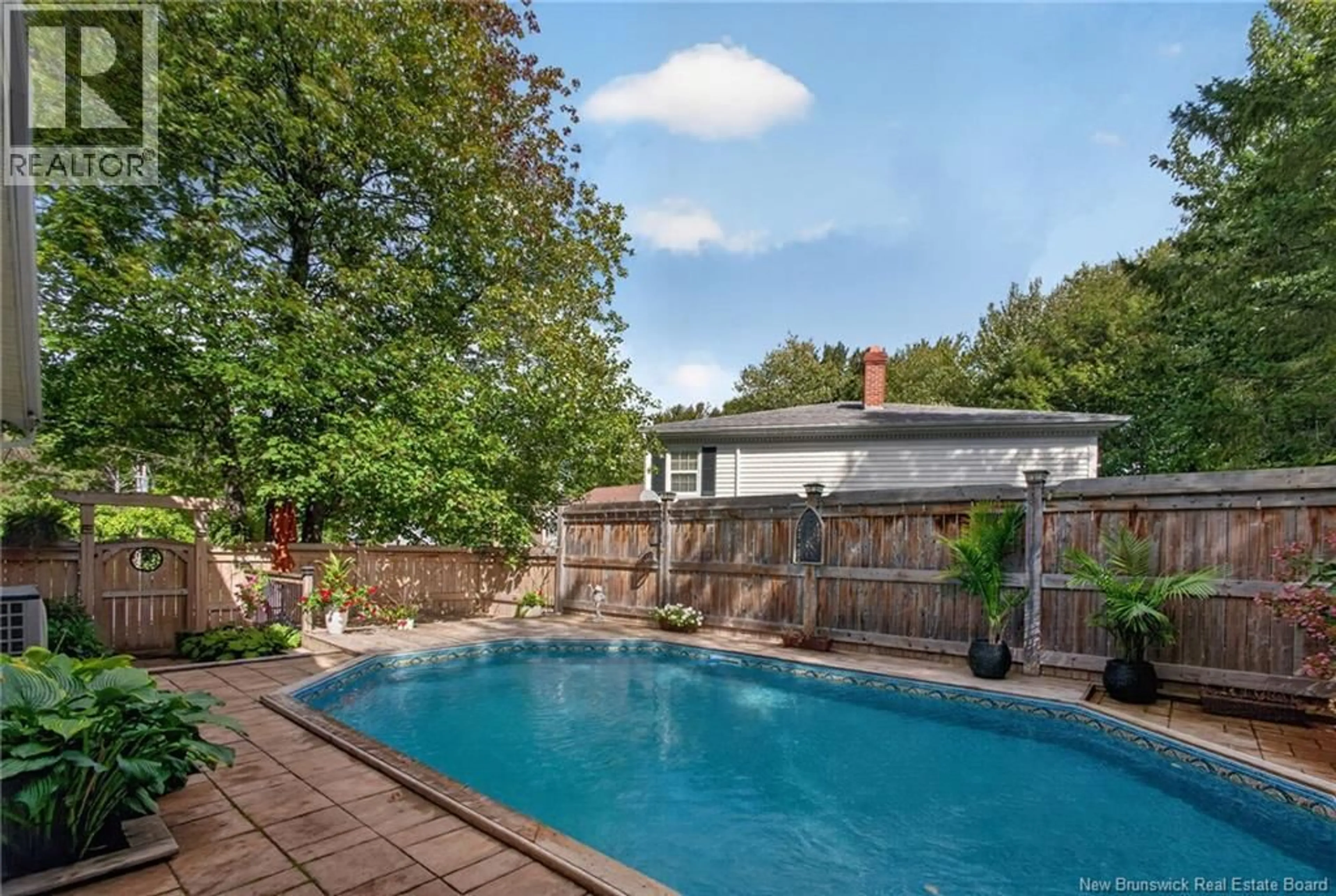 Pool for 10 HARVARD COURT, Riverview New Brunswick E1B4S3