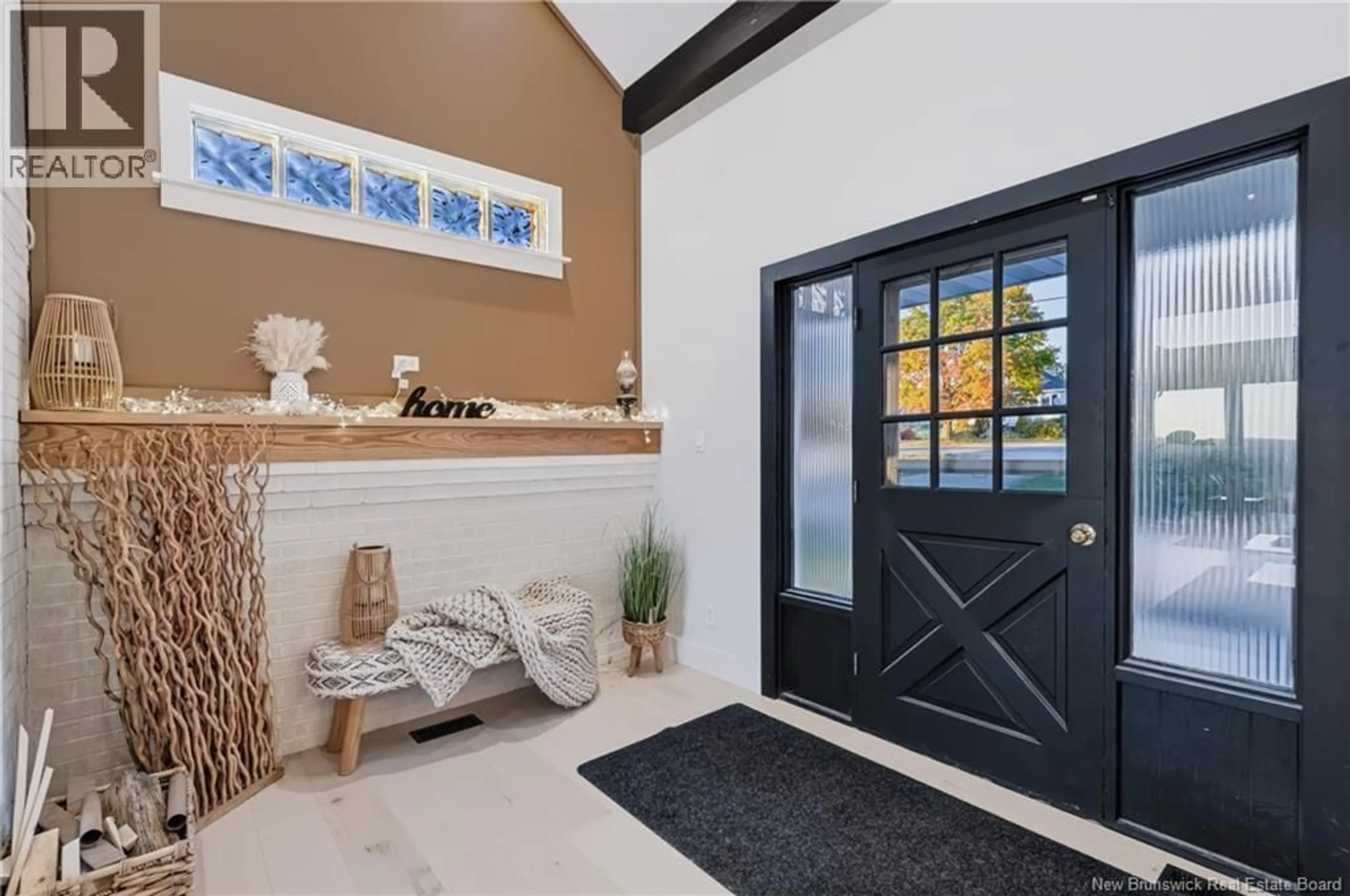 Indoor entryway for 18 FROG LAKE ROAD, Harvey New Brunswick E6K2C6