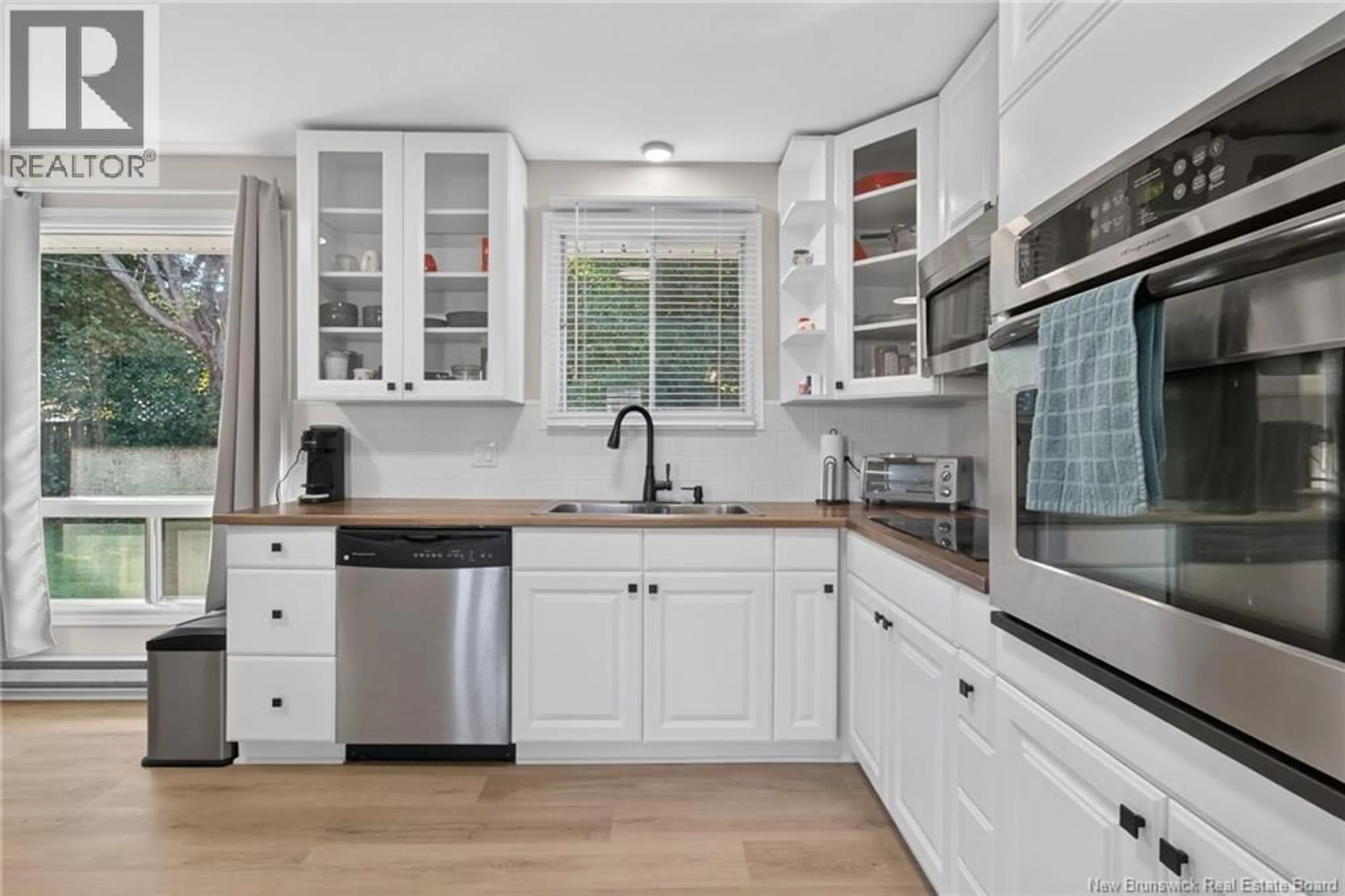 Open concept kitchen, ceramic/tile floor for 25 BOISHEBERT STREET, Shediac New Brunswick E4P1H8