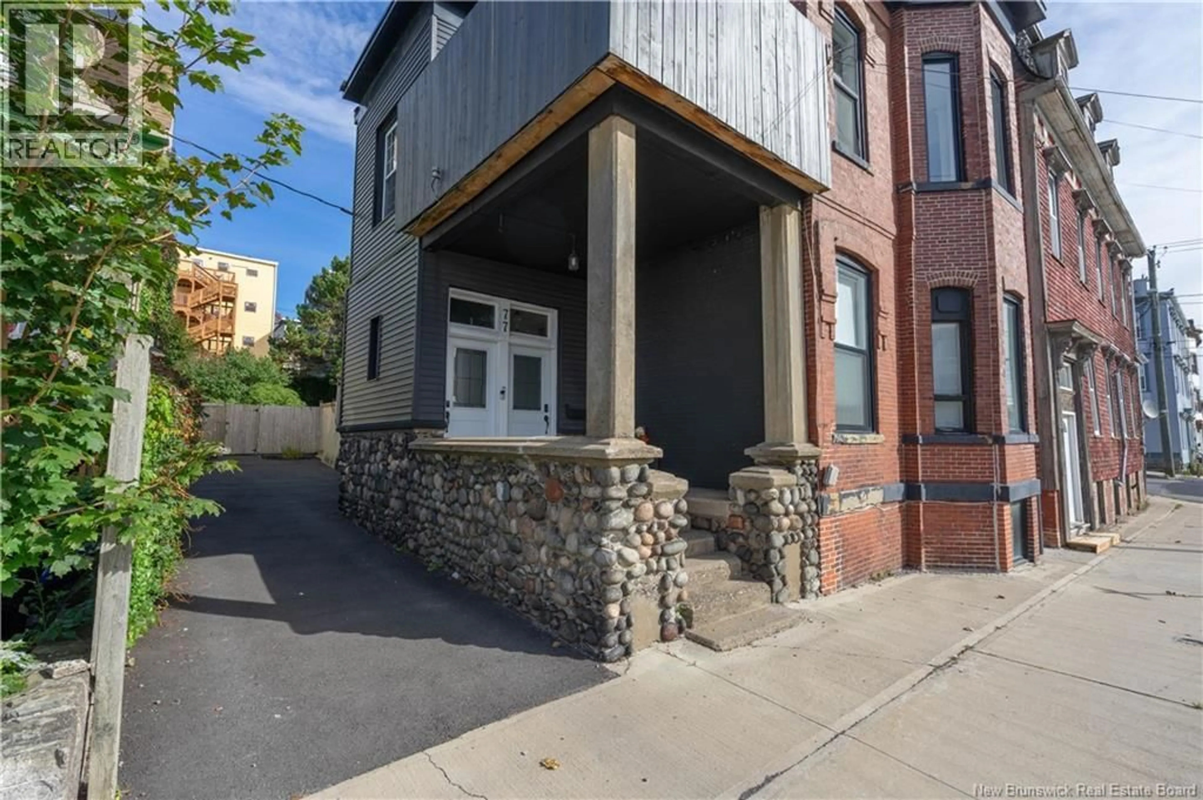 Patio, street for 77 MECKLENBURG STREET, Saint John New Brunswick E2L1P9