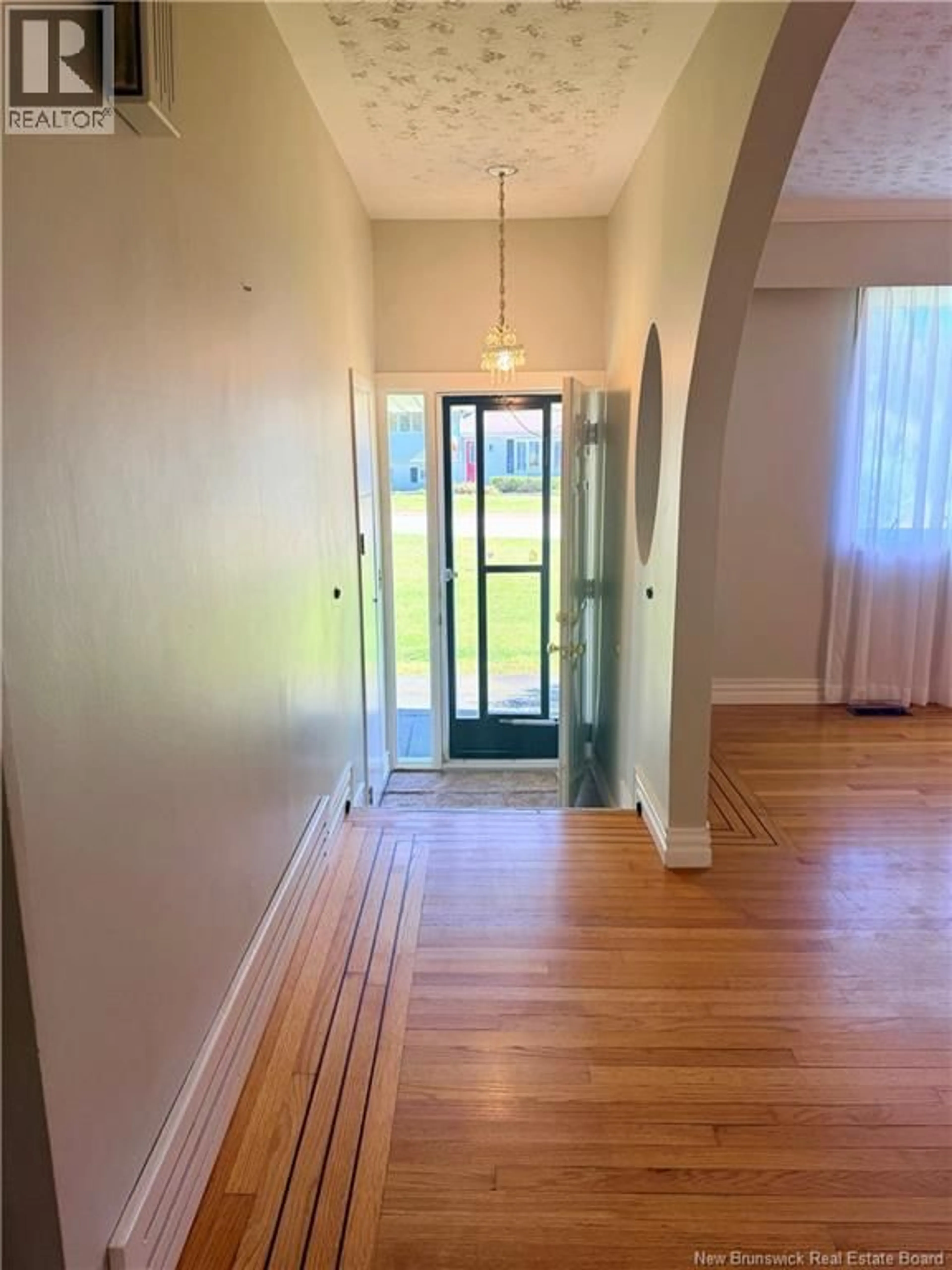 Indoor entryway for 303 PERCY KELLY DRIVE, Miramichi New Brunswick E1V5V5