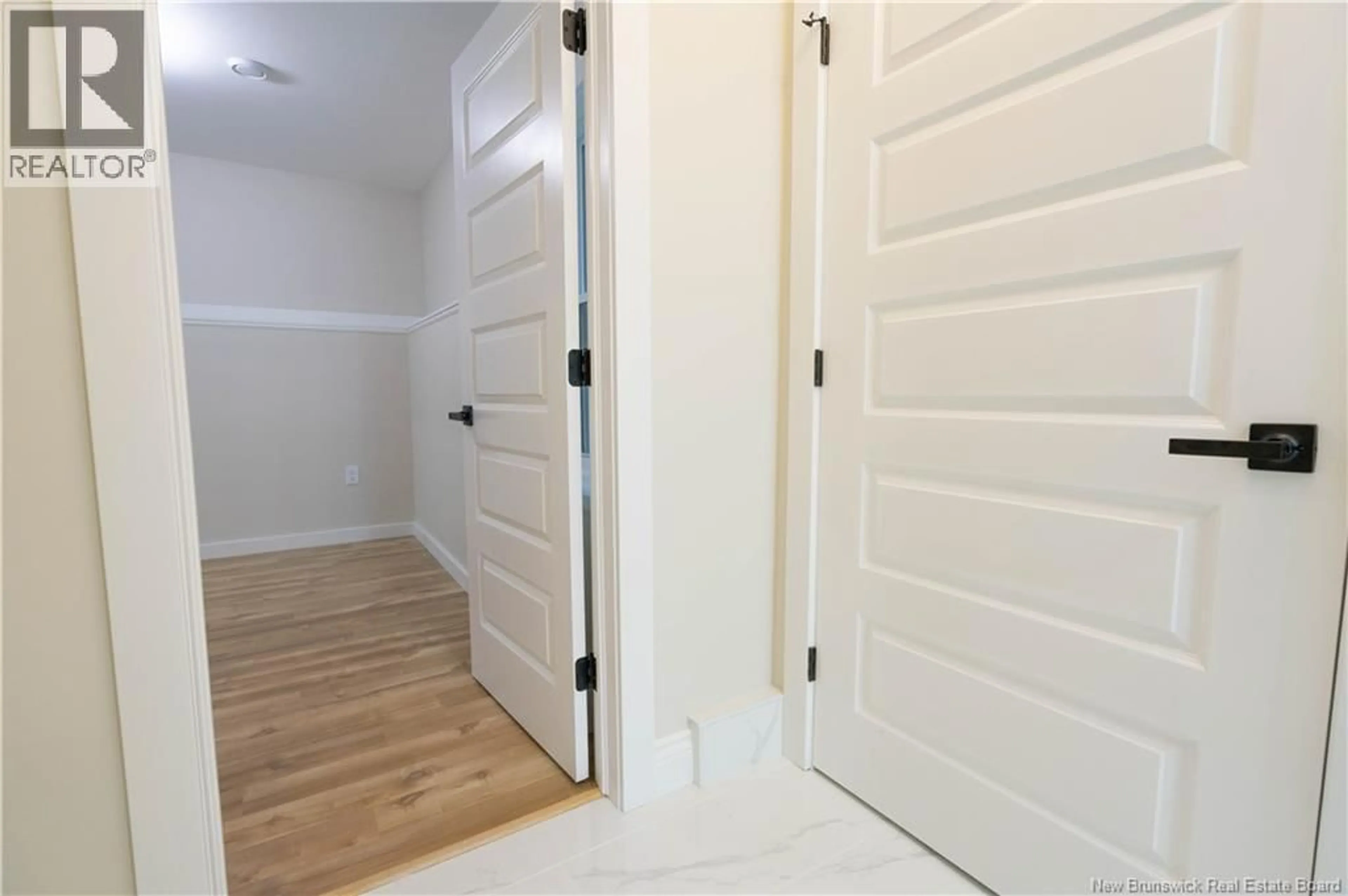 Indoor entryway for 23 HARDING STREET, Saint John New Brunswick E2L1T5