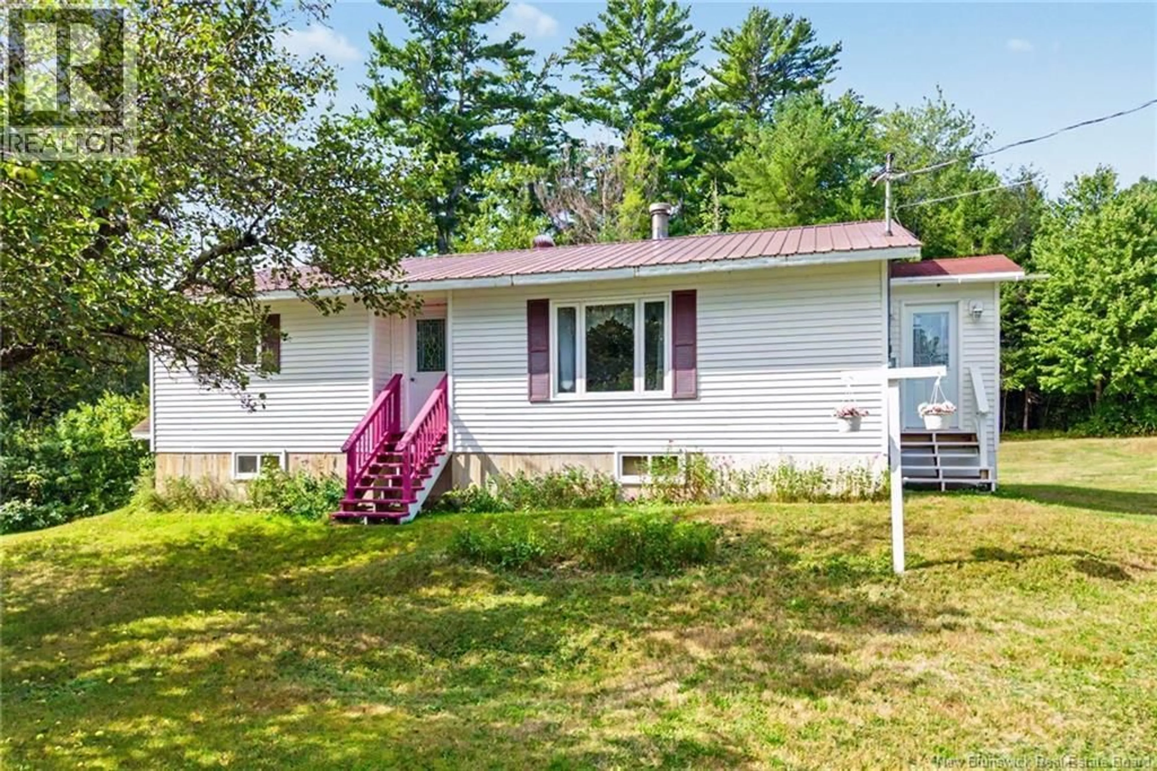 Home with vinyl exterior material, unknown for 2086 ROUTE 102, Gagetown New Brunswick E5M1L2