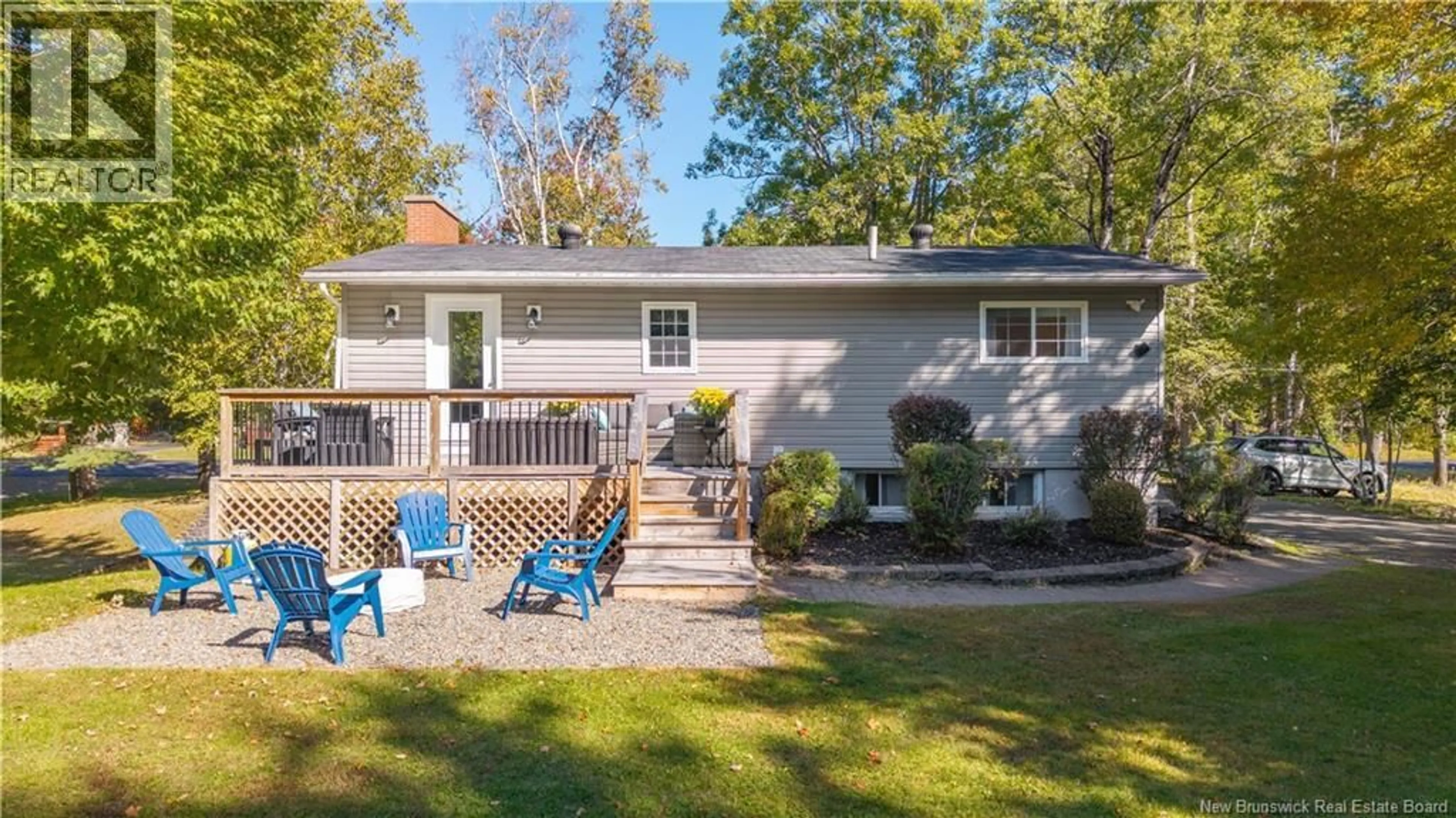 Home with vinyl exterior material, water/lake/river/ocean view for 499 LEDGE ROAD, Dufferin New Brunswick E3L3N6