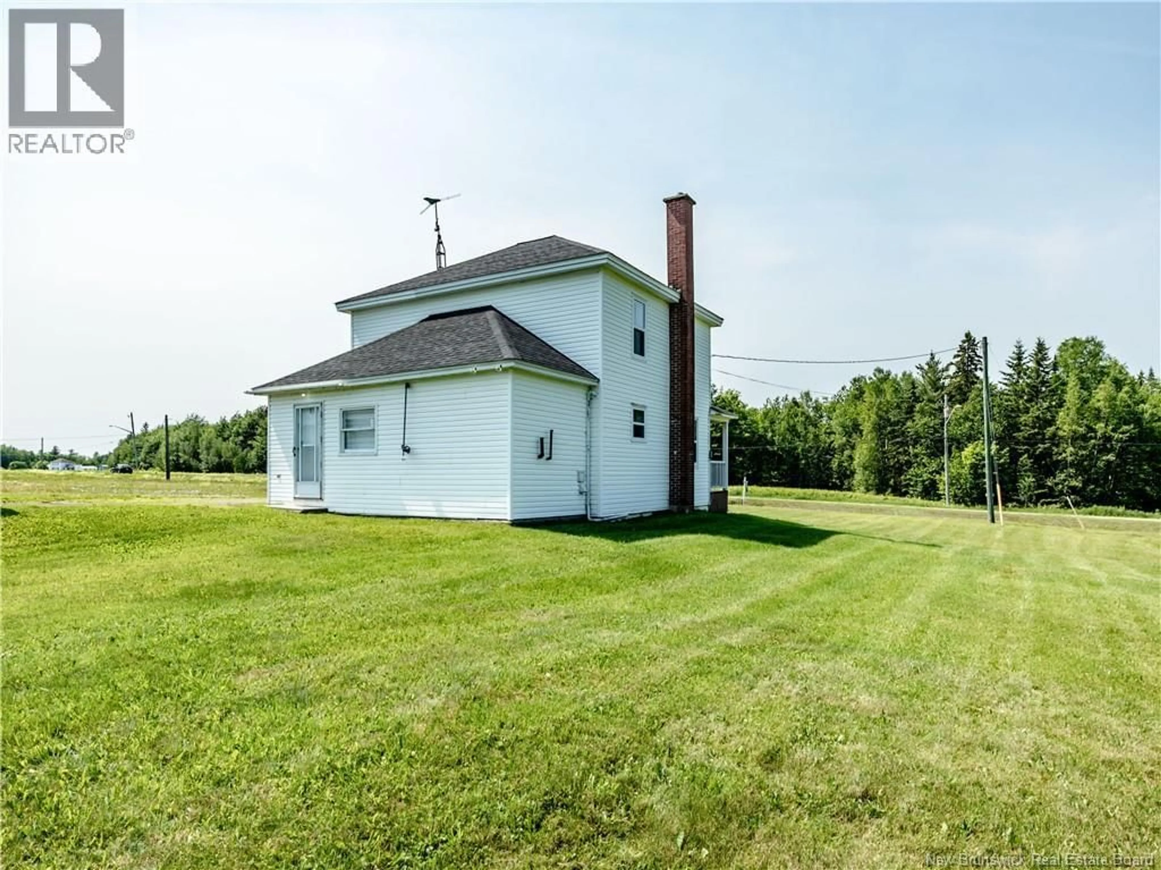 A pic from outside/outdoor area/front of a property/back of a property/a pic from drone, unknown for 2649 SAINT-IGNACE, Saint-Ignace New Brunswick E4X2J3