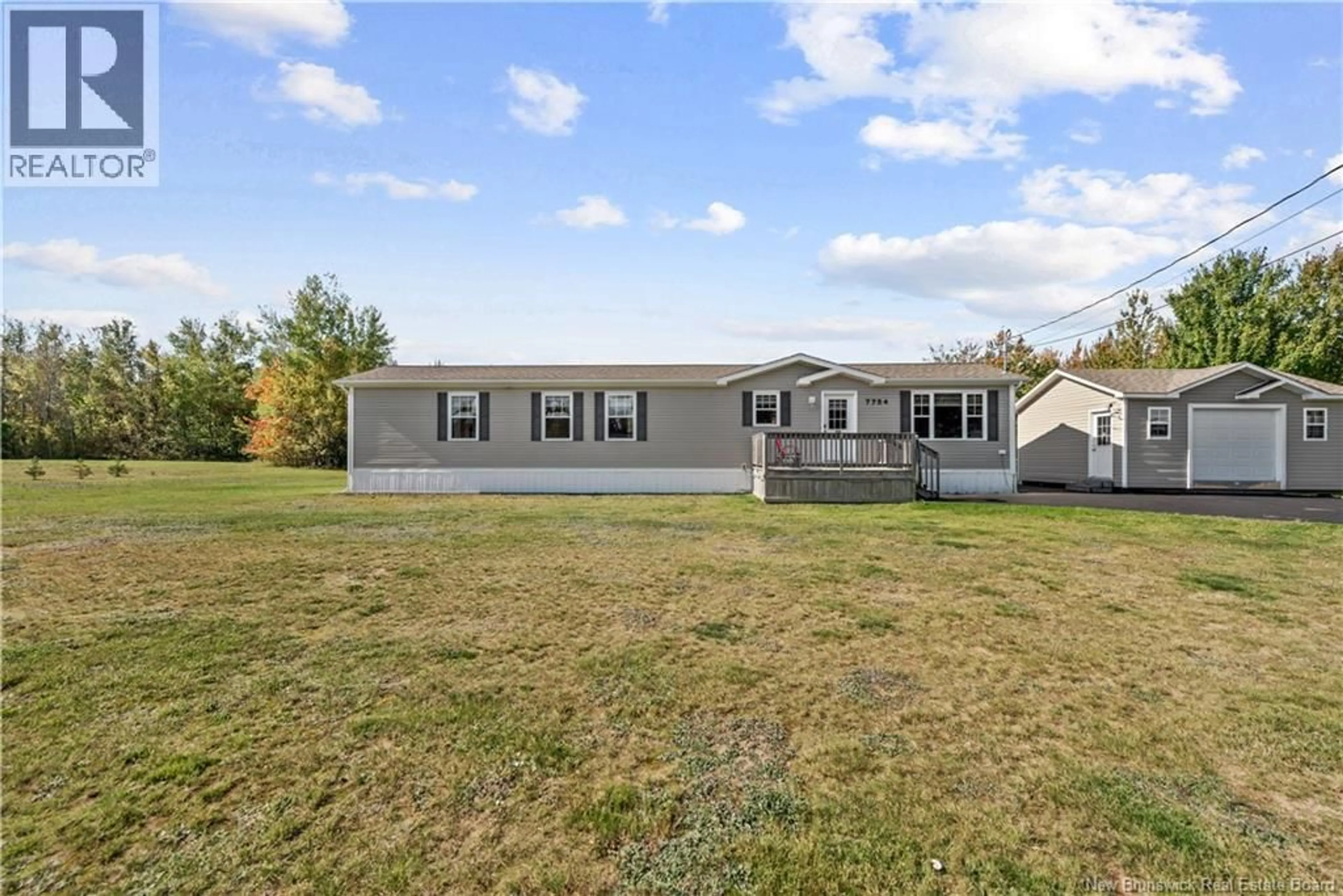 A pic from outside/outdoor area/front of a property/back of a property/a pic from drone, water/lake/river/ocean view for 7754 ROUTE 134, Sainte-Anne-De-Kent New Brunswick E4S1H4