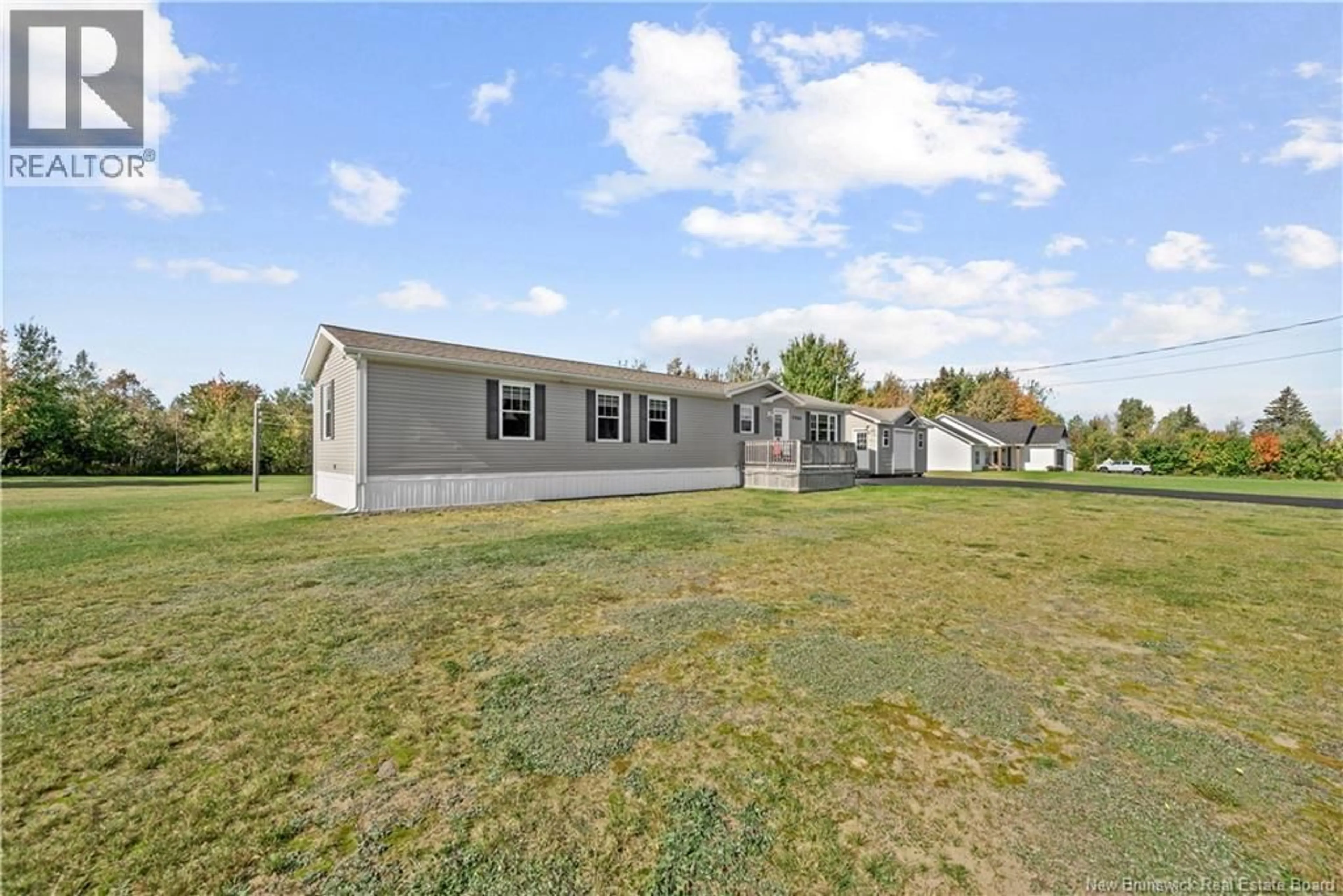A pic from outside/outdoor area/front of a property/back of a property/a pic from drone, unknown for 7754 ROUTE 134, Sainte-Anne-De-Kent New Brunswick E4S1H4