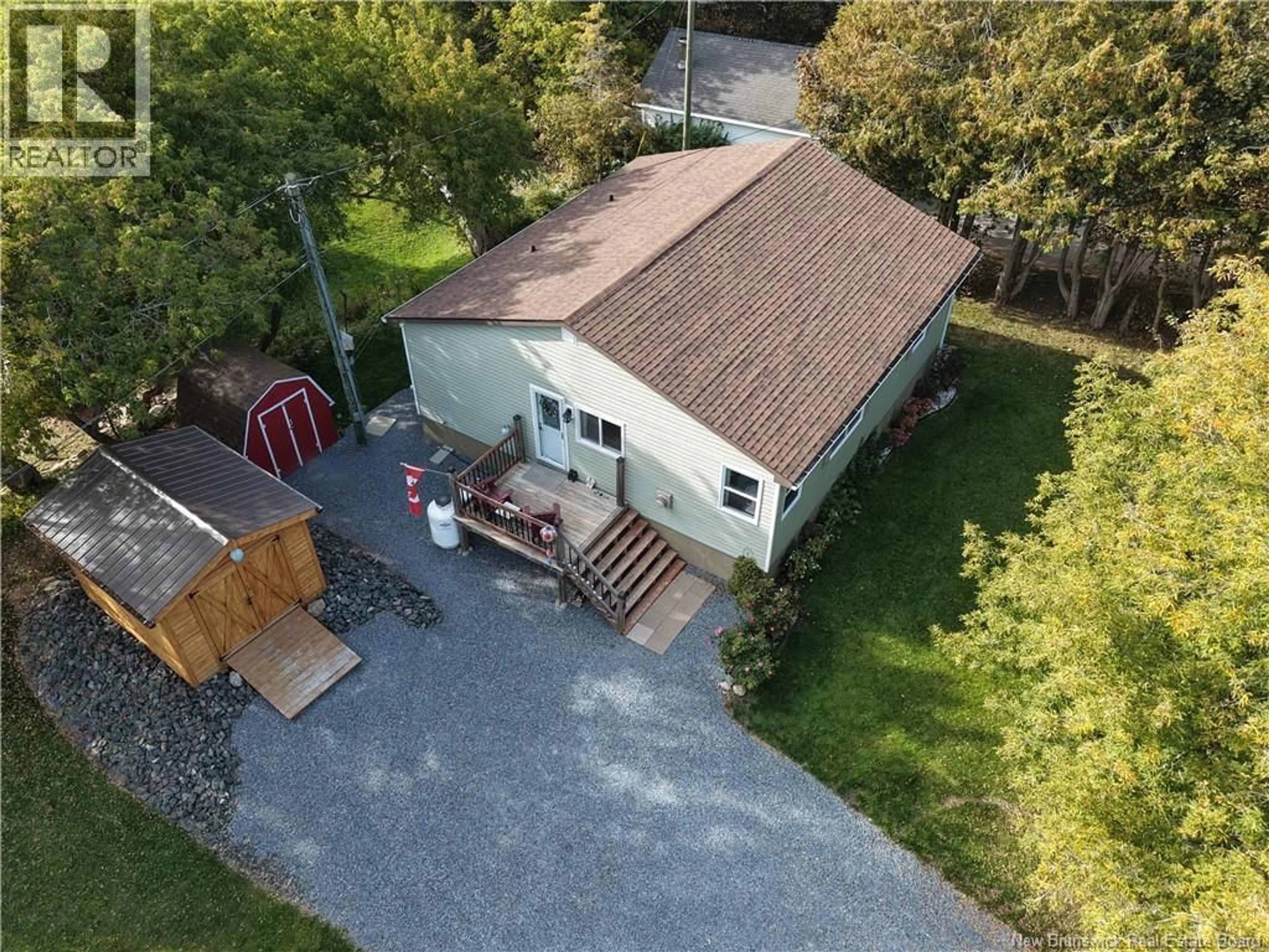 A pic from outside/outdoor area/front of a property/back of a property/a pic from drone, street for 38 HOLMAN AVENUE, Sussex New Brunswick E4E2E5