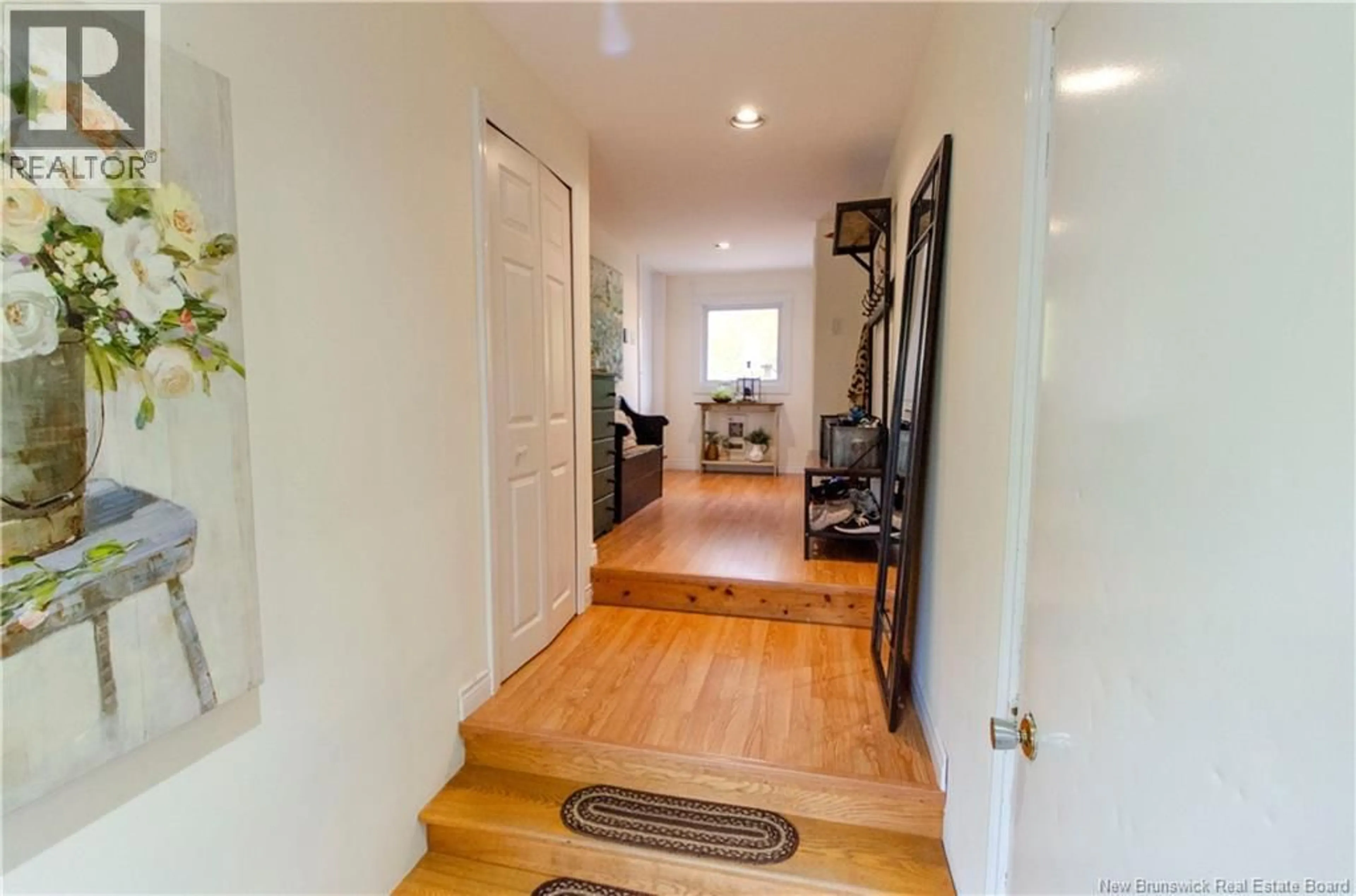 Indoor entryway for 16 SANDRA DRIVE, Quispamsis New Brunswick E2G1E7