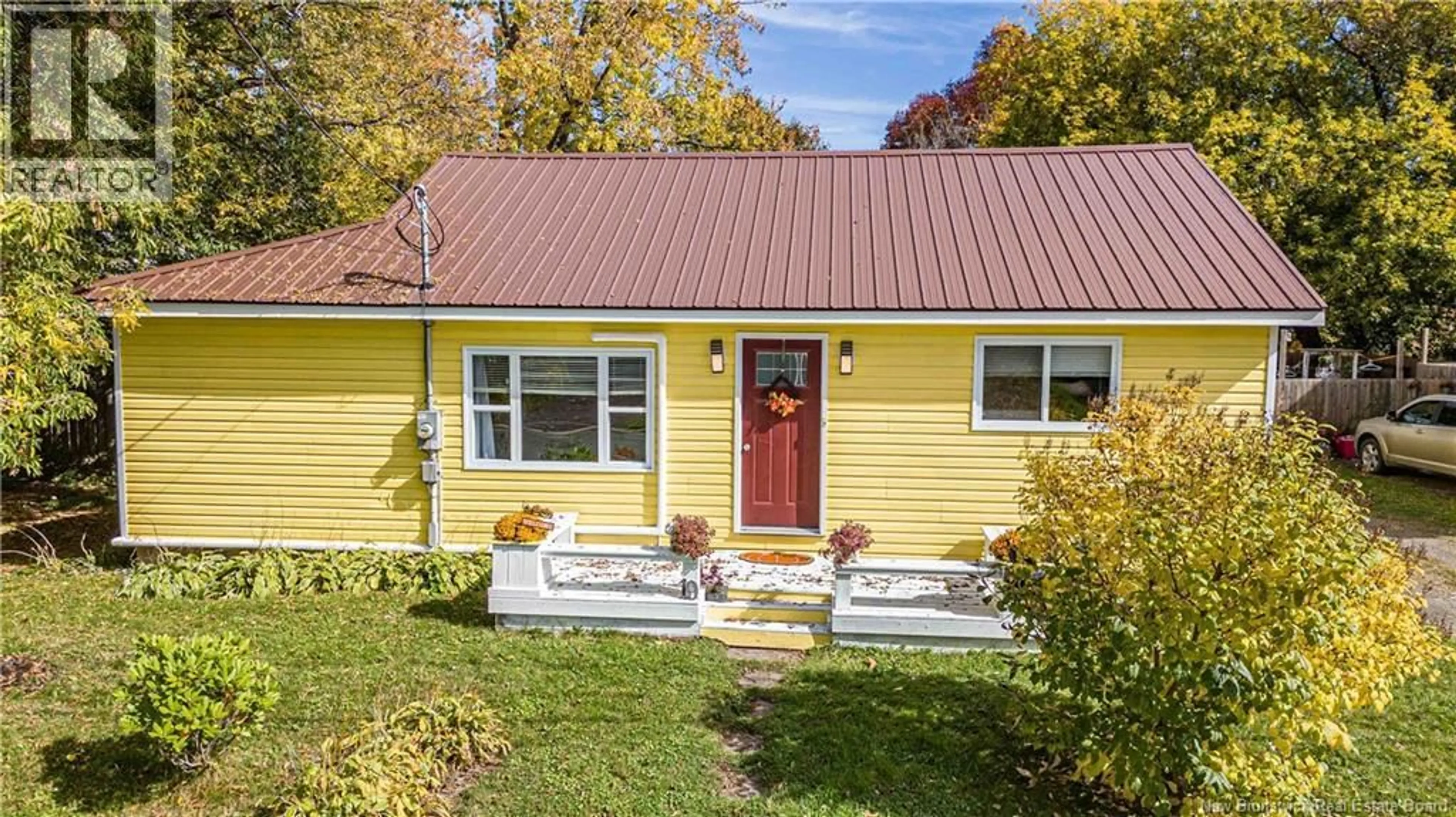 Home with vinyl exterior material, street for 19 VICTORY AVENUE, Fredericton New Brunswick E3A3V6
