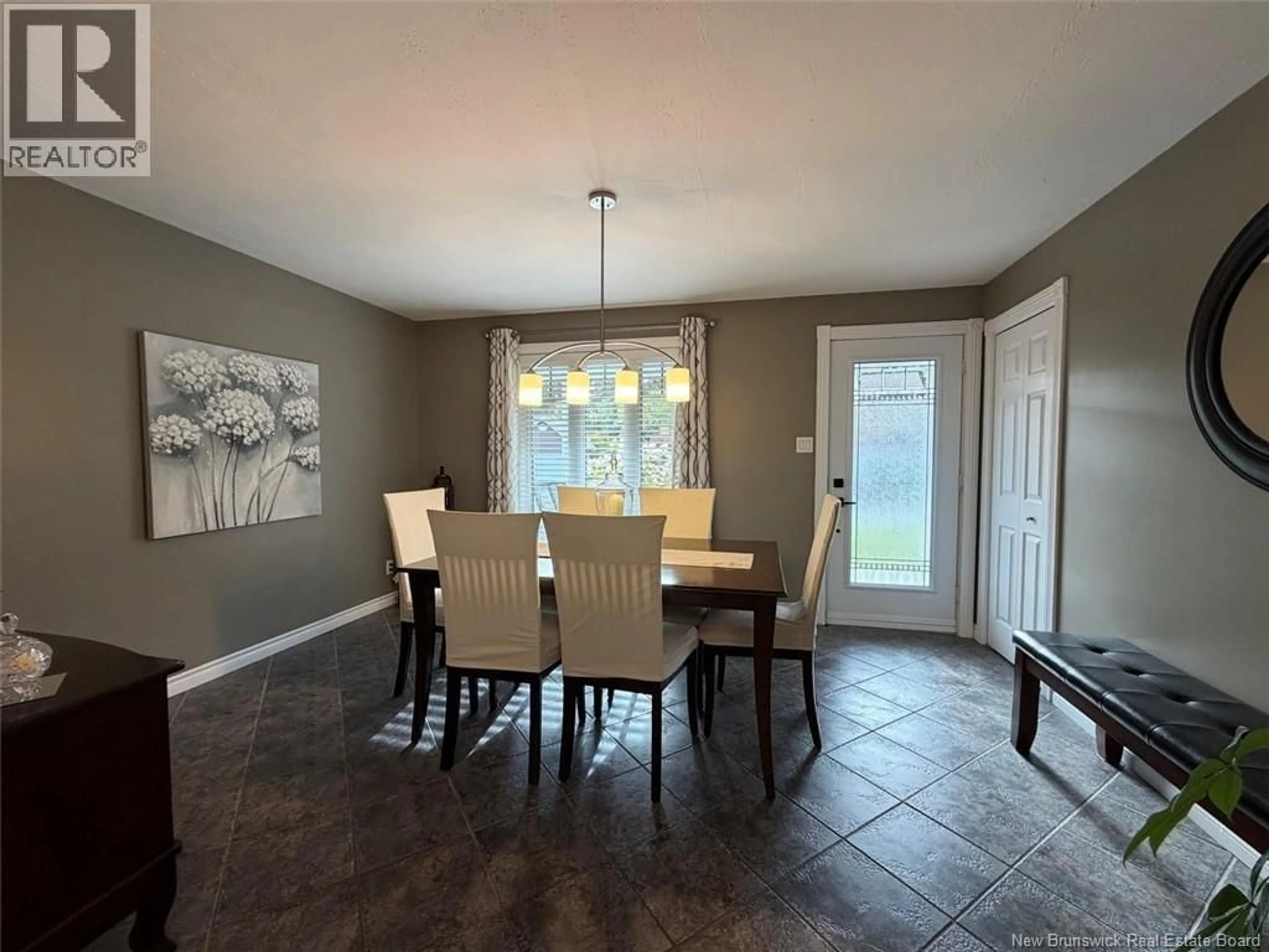 Dining room, ceramic/tile floor for 12 EUGÈNE STREET, Saint-Basile New Brunswick E7C1R2