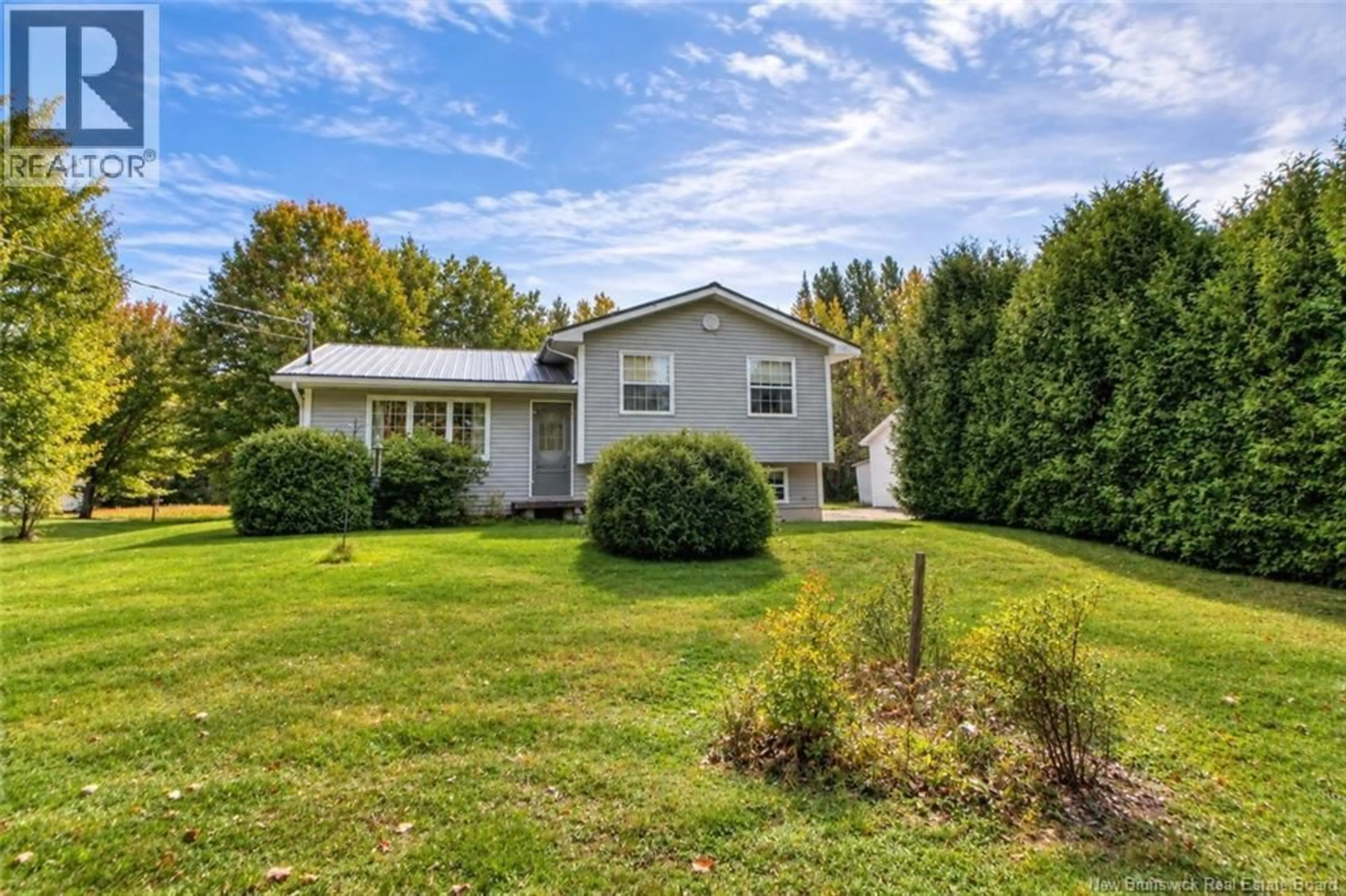 Home with vinyl exterior material, unknown for 459 SAINT-IGNACE, Saint-Louis-De-Kent New Brunswick E4X1X3