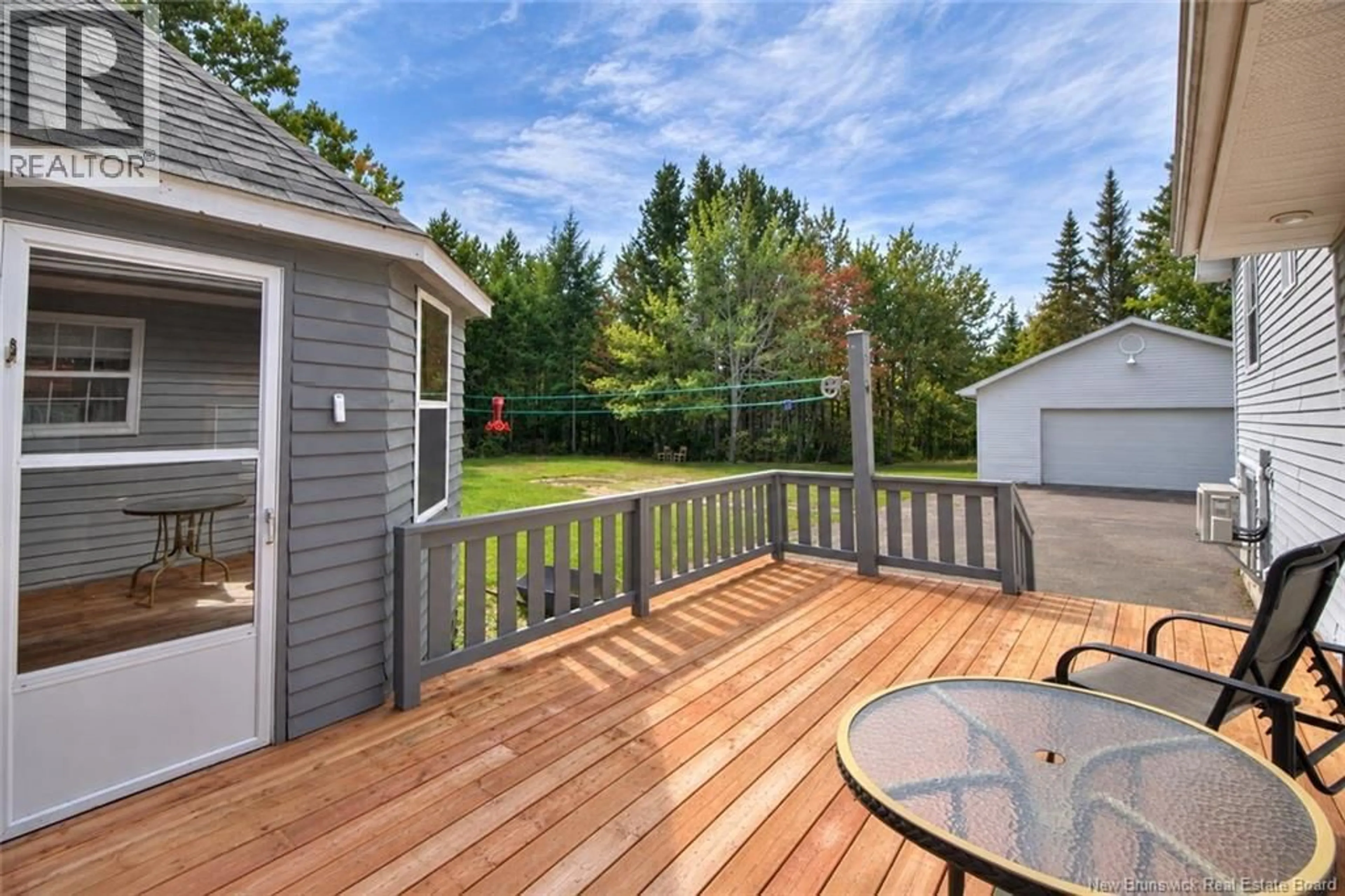 Patio, unknown for 459 SAINT-IGNACE, Saint-Louis-De-Kent New Brunswick E4X1X3