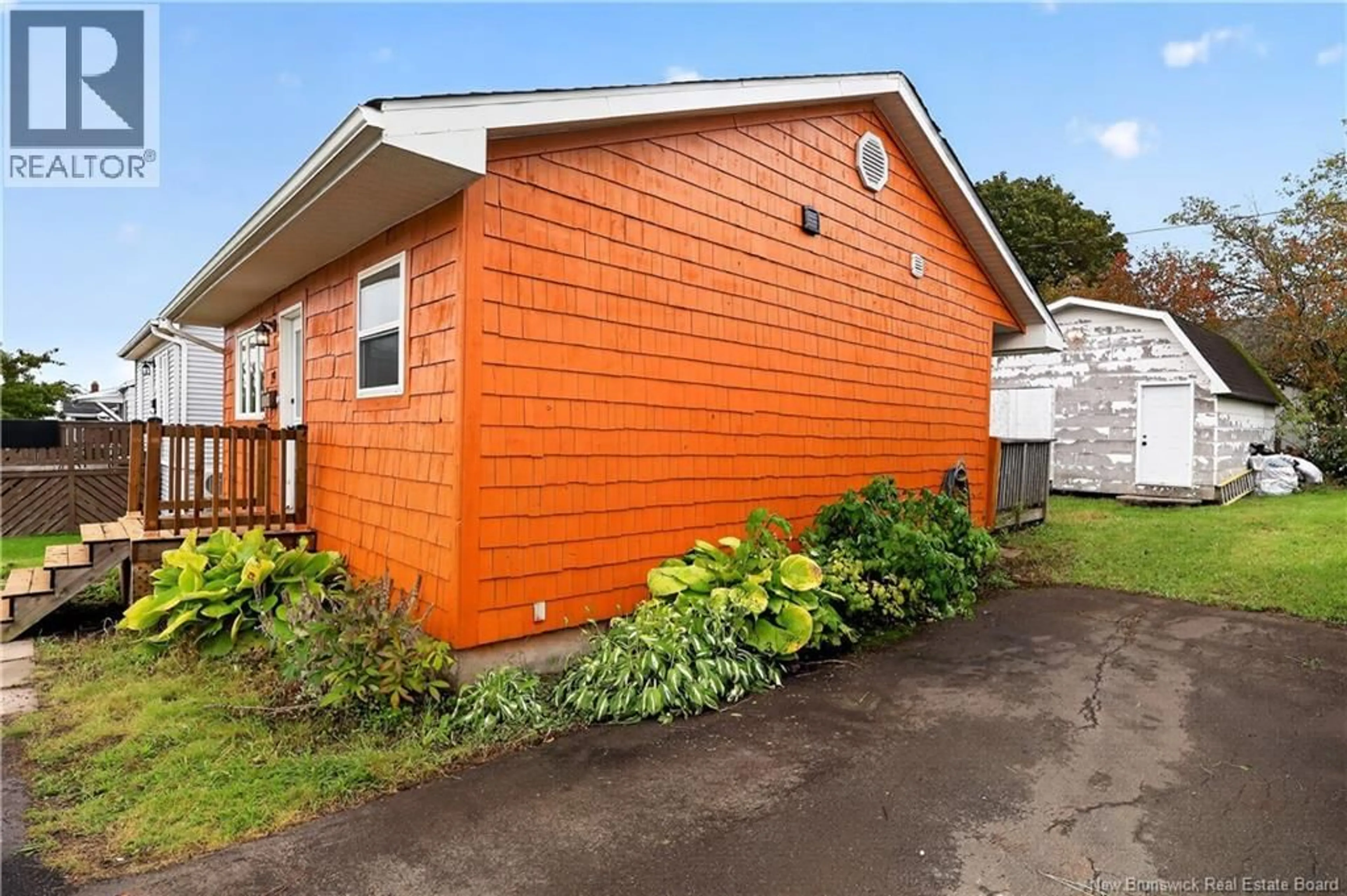 Shed for 19 COPP STREET, Dieppe New Brunswick E1A2G9