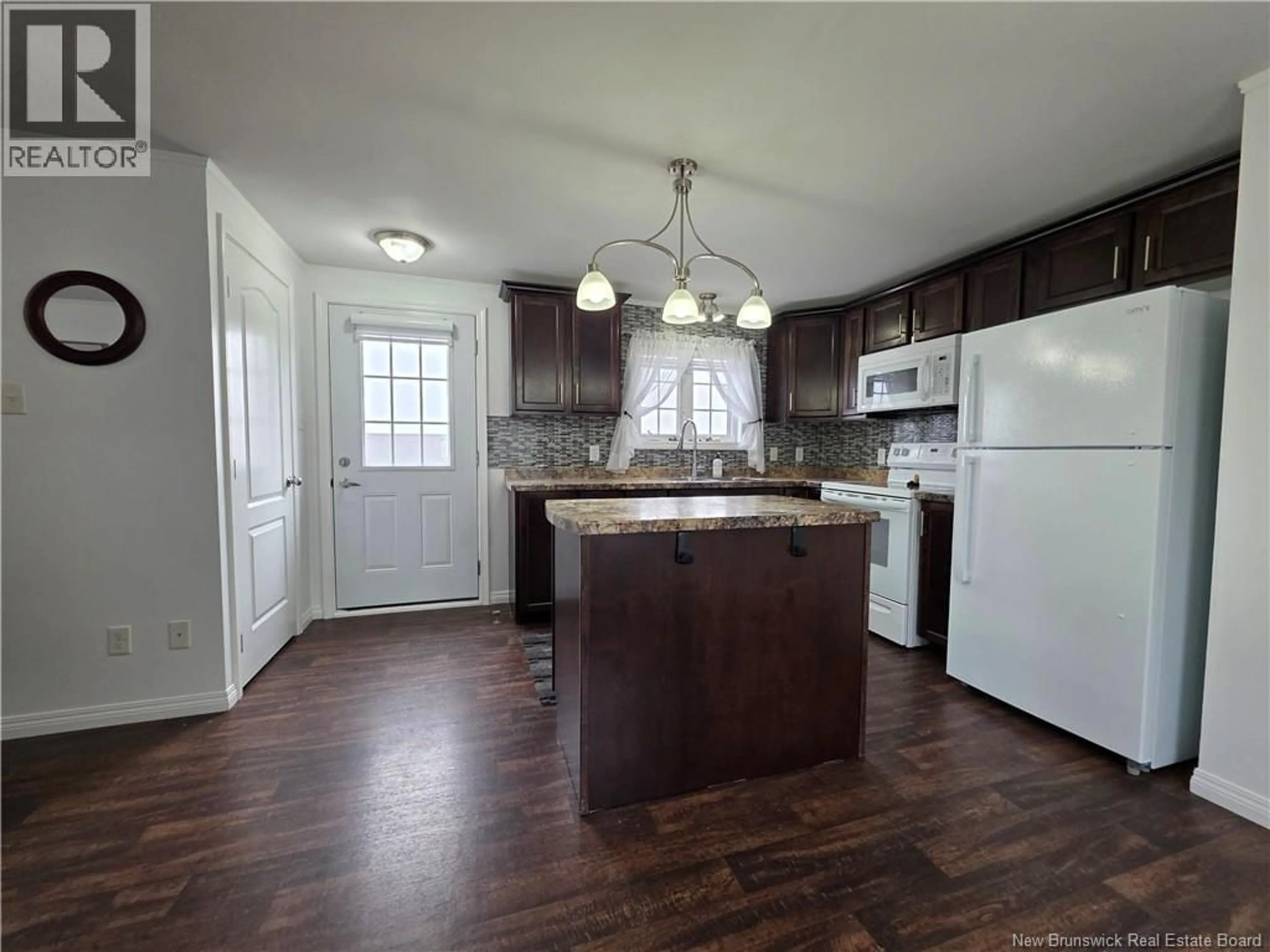 Open concept kitchen, unknown for 27 KATE STREET, Grand Falls New Brunswick E3Z1A6
