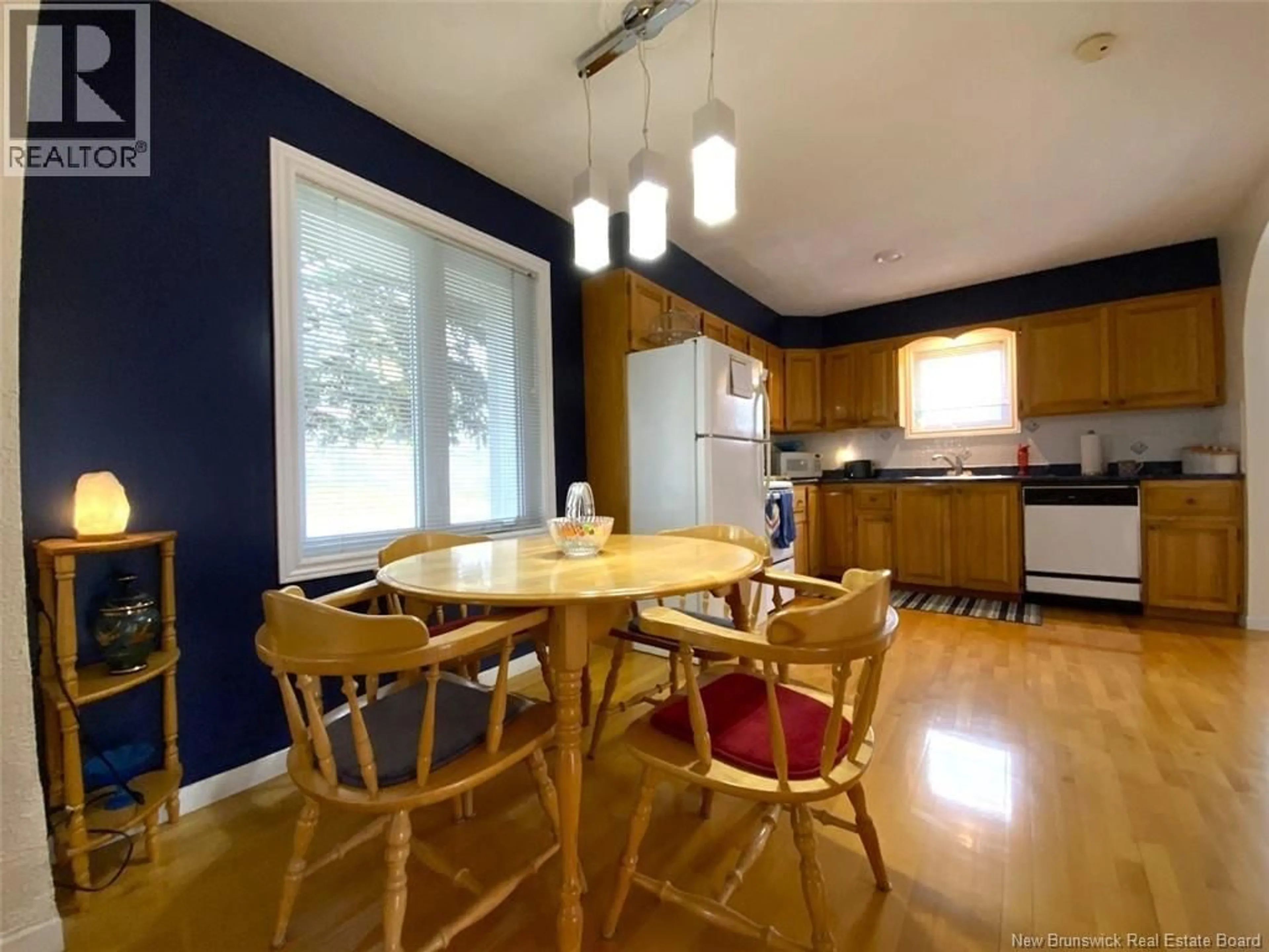 Dining room, wood/laminate floor for 160 PRINCIPALE STREET, Saint-Basile New Brunswick E7C1H6
