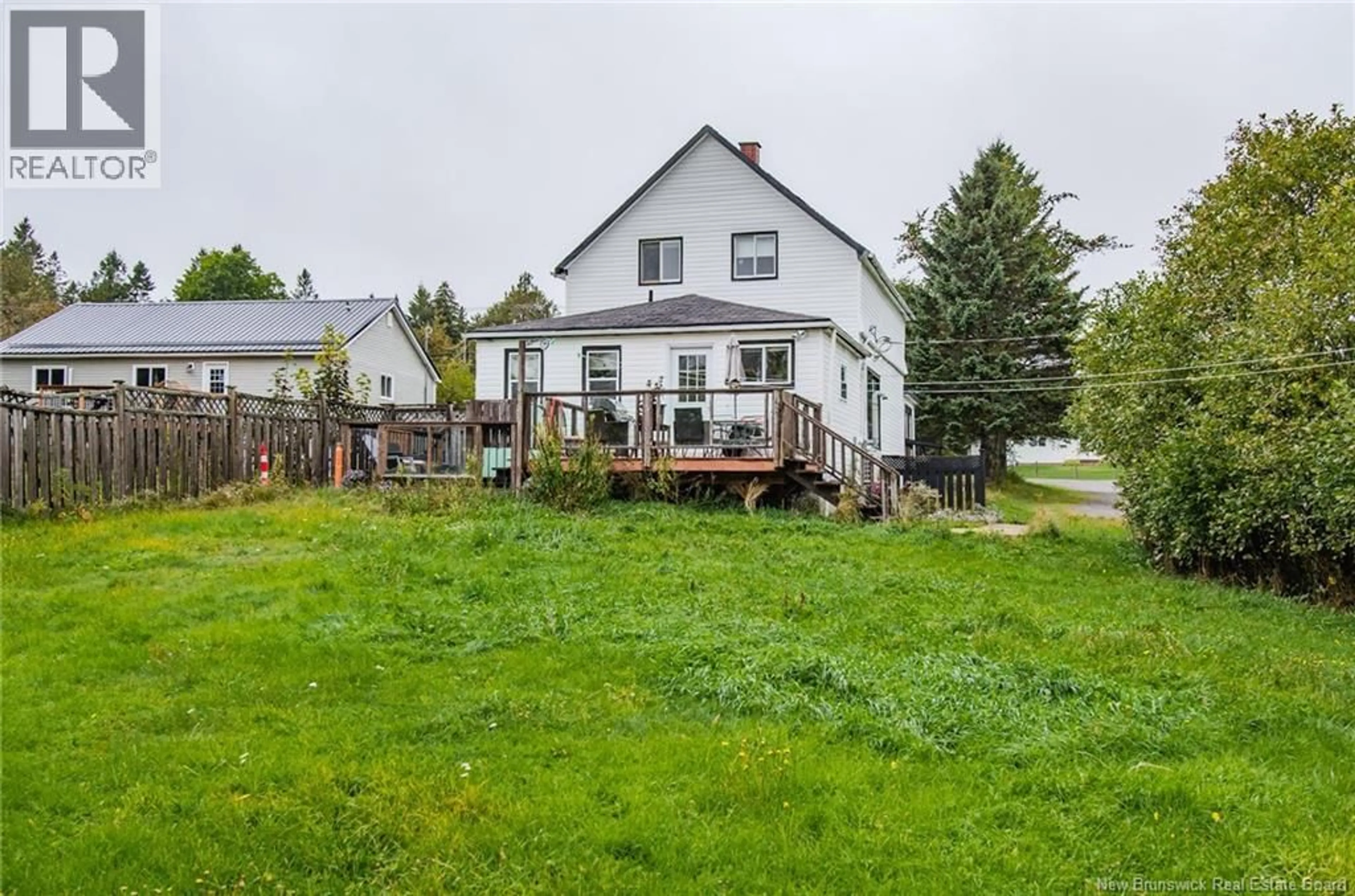 Patio, unknown for 2740 LOCH LOMOND ROAD, Saint John New Brunswick E2N1A7
