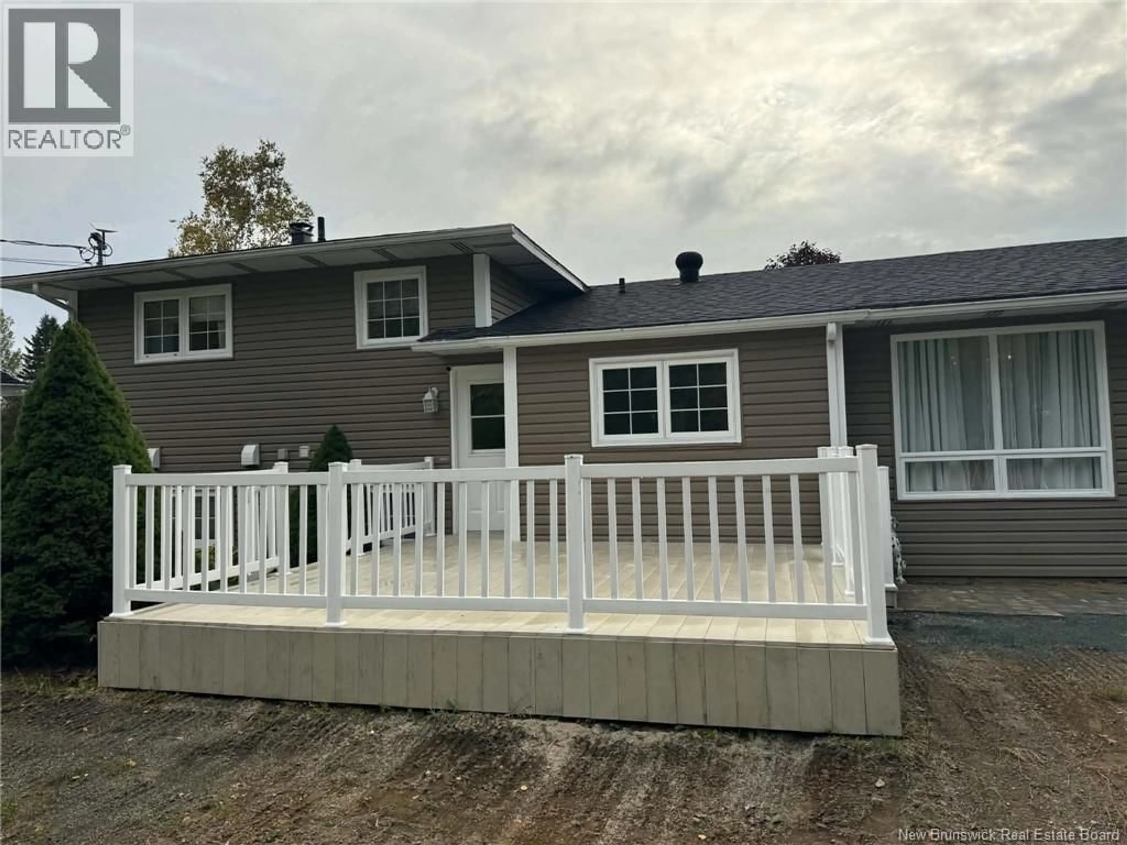 Home with vinyl exterior material, unknown for 108 STOTHART DRIVE, Miramichi New Brunswick E1V3V1