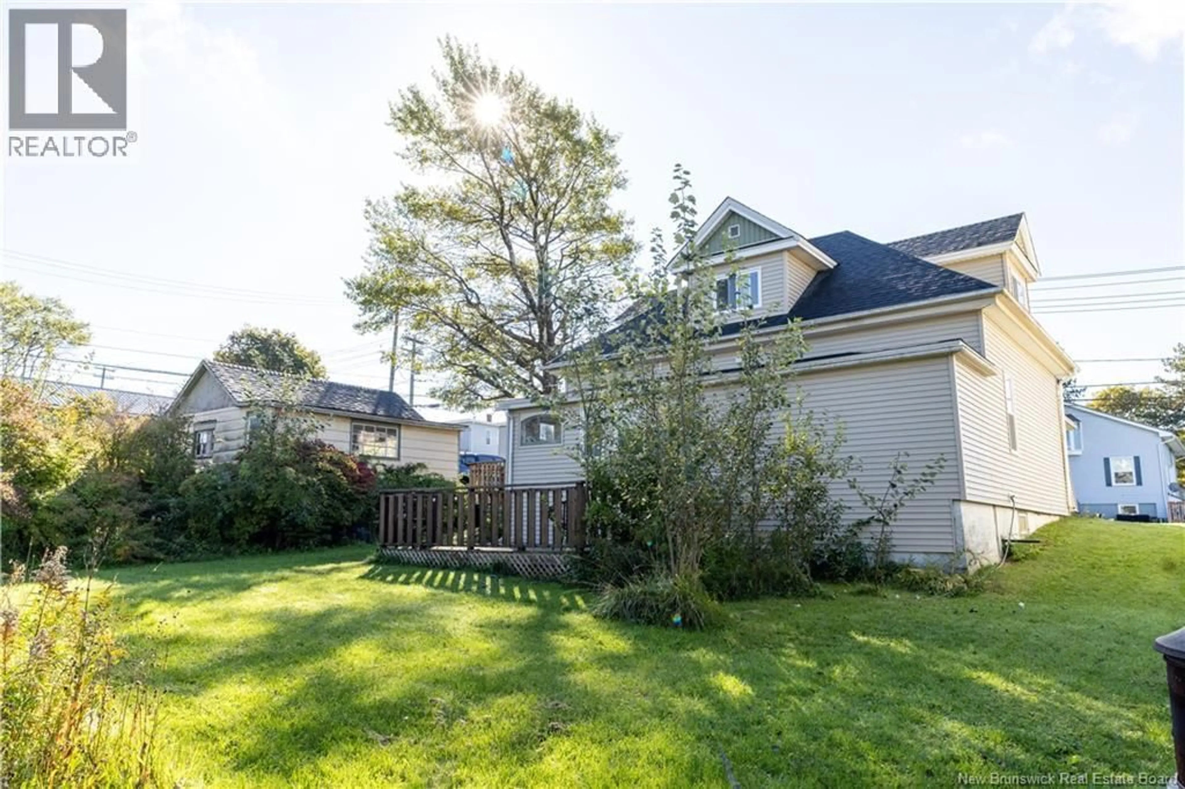 A pic from outside/outdoor area/front of a property/back of a property/a pic from drone, street for 247 SHERBROOKE STREET, Saint John New Brunswick E2M4T4