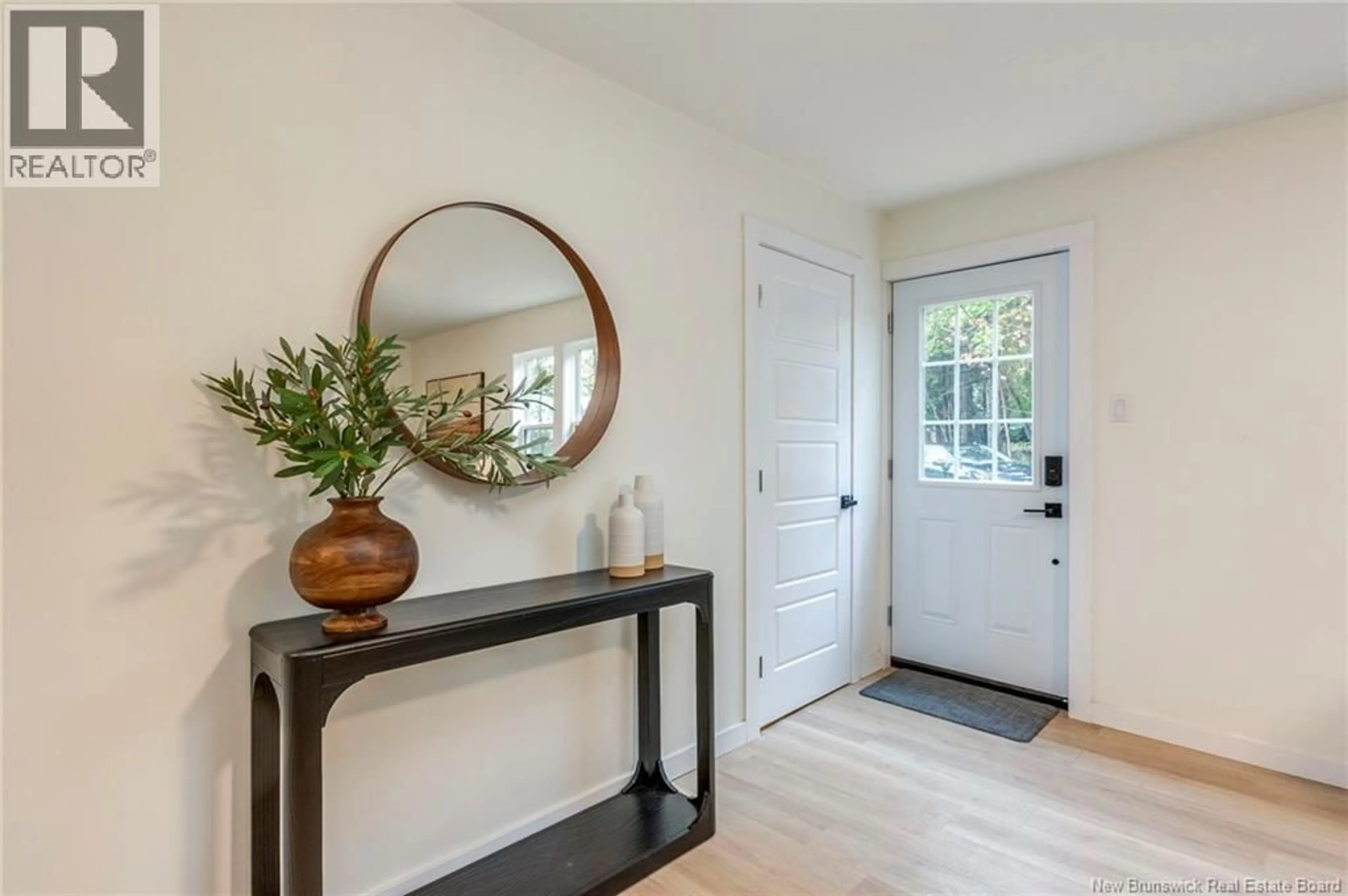 Indoor entryway for 7 RIVER ROAD, Rothesay New Brunswick E2E2C5