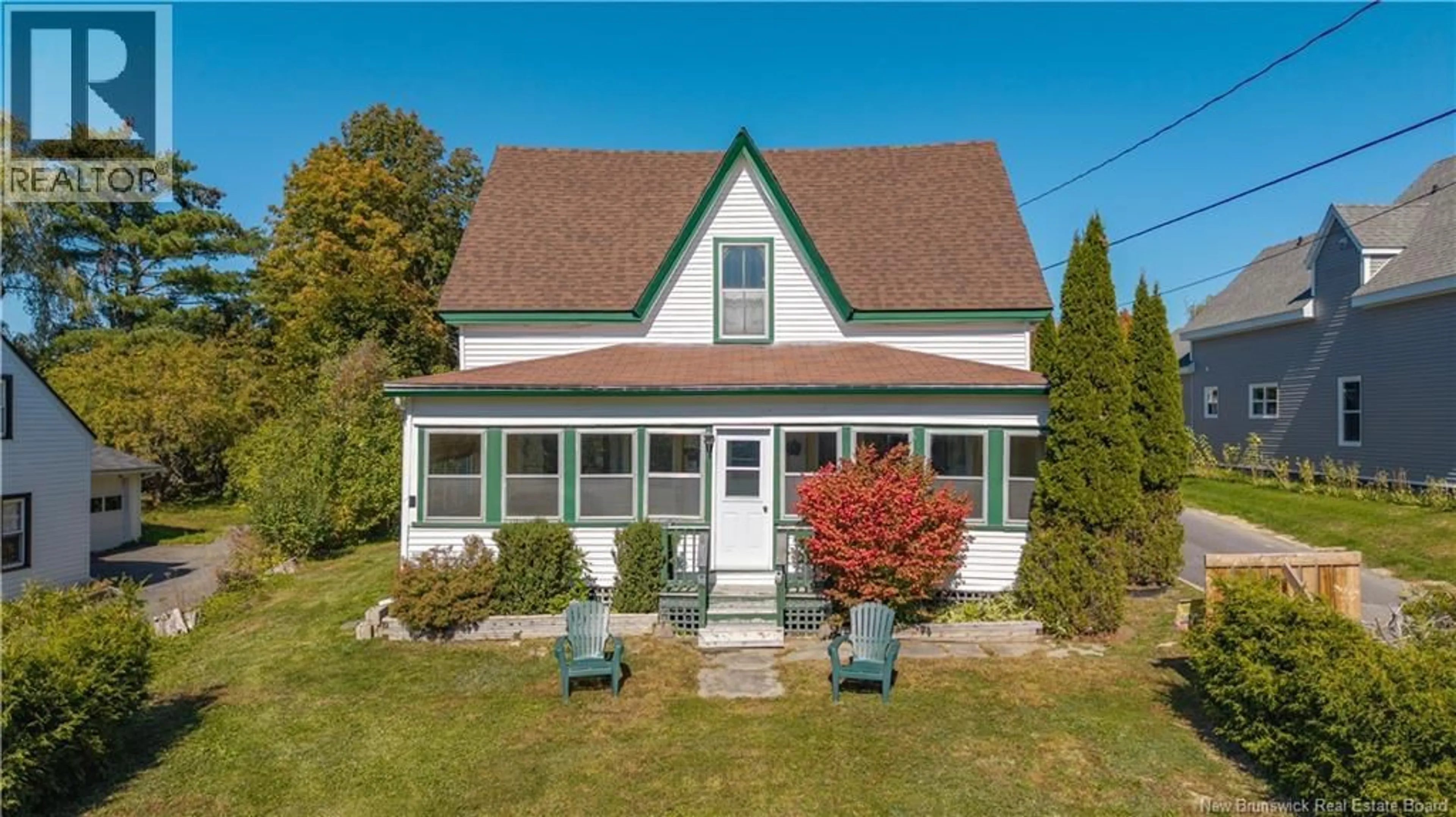 Home with vinyl exterior material, street for 99 UNION STREET, St. Stephen New Brunswick E3L1V7
