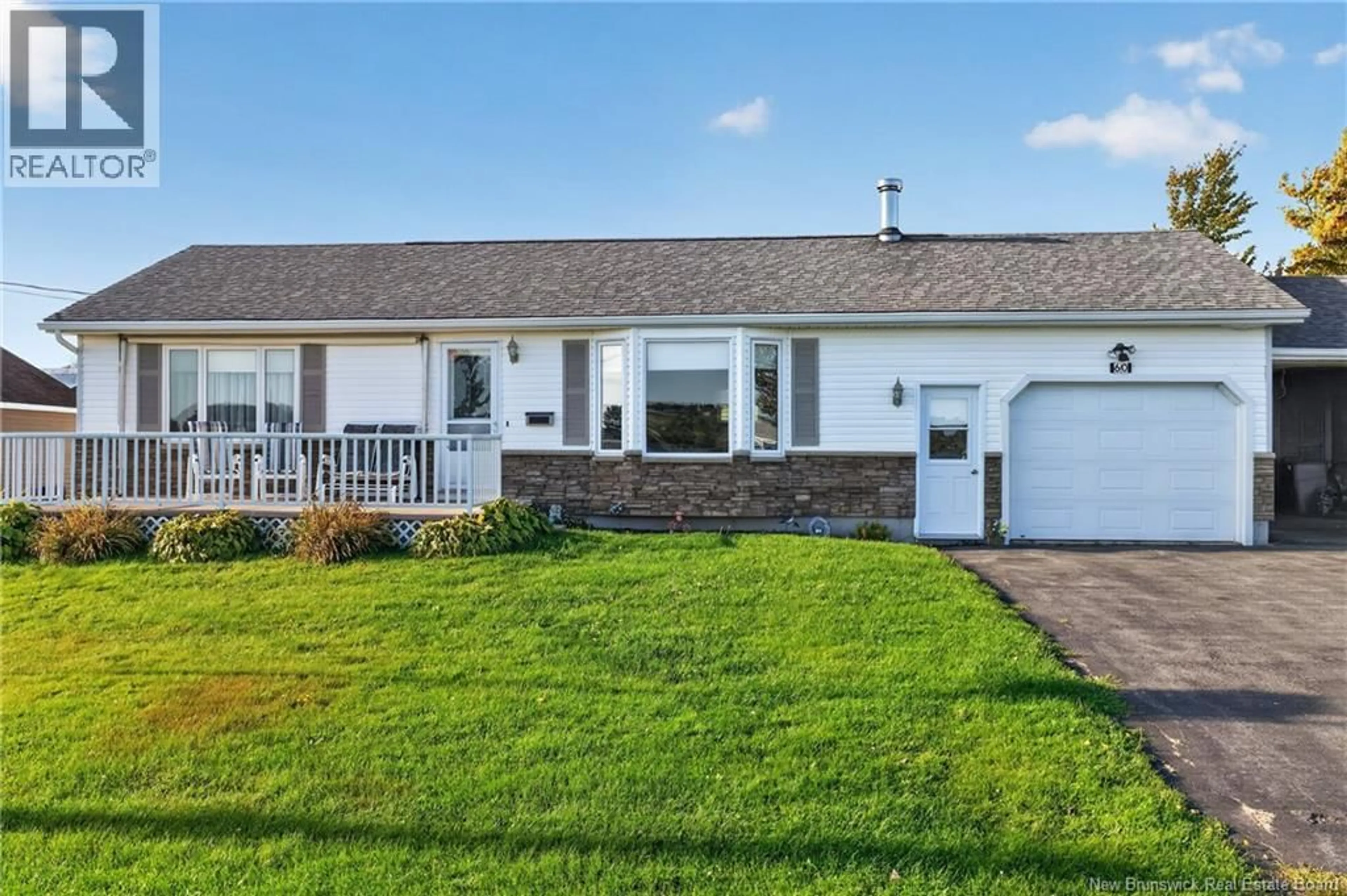 Home with vinyl exterior material, street for 60 LEONARD STREET, Sainte-Marie-De-Kent New Brunswick E4S1W4