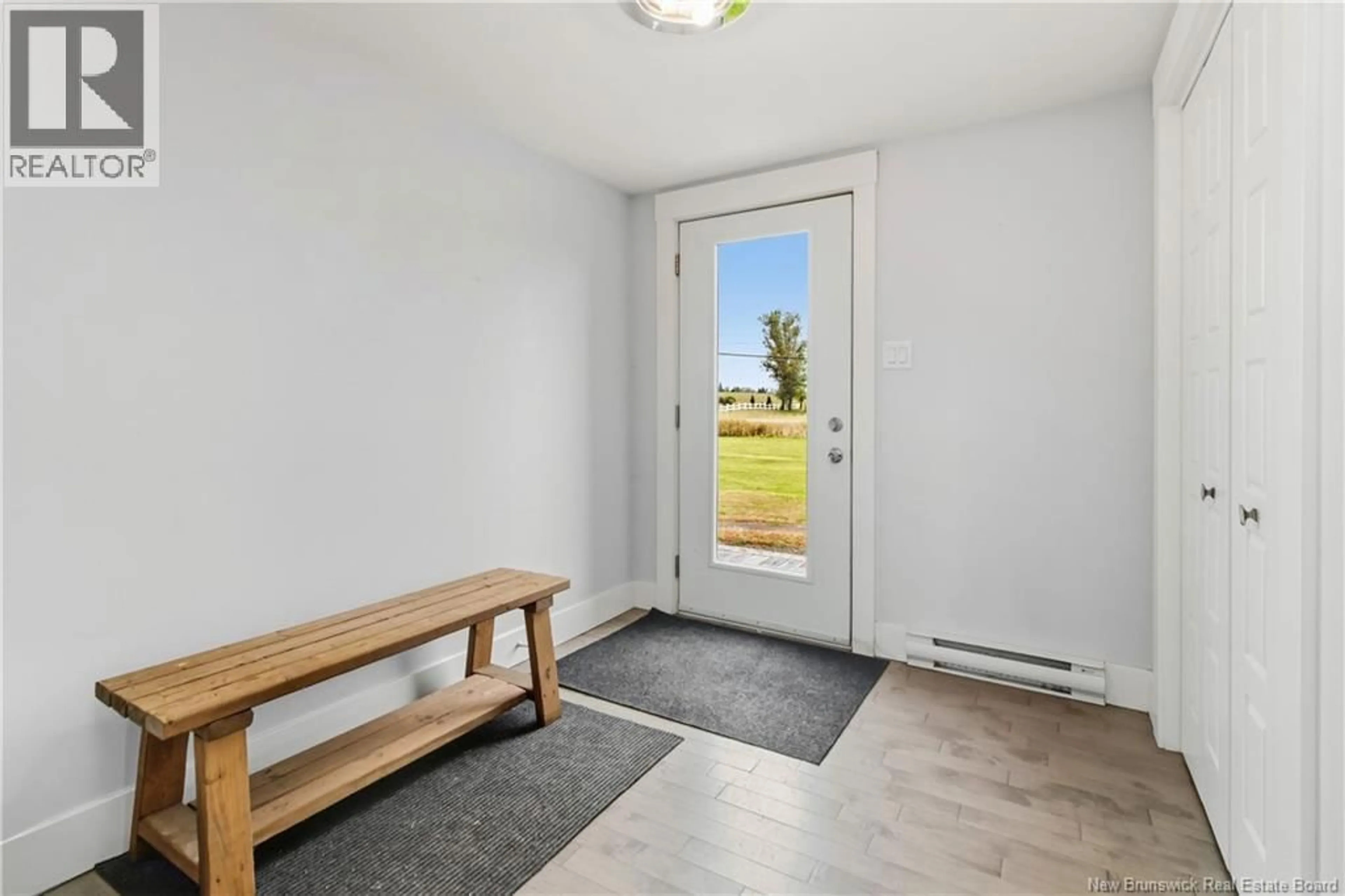 Indoor entryway for 2764 ROUTE 515, Sainte-Marie-De-Kent New Brunswick E4S2E7