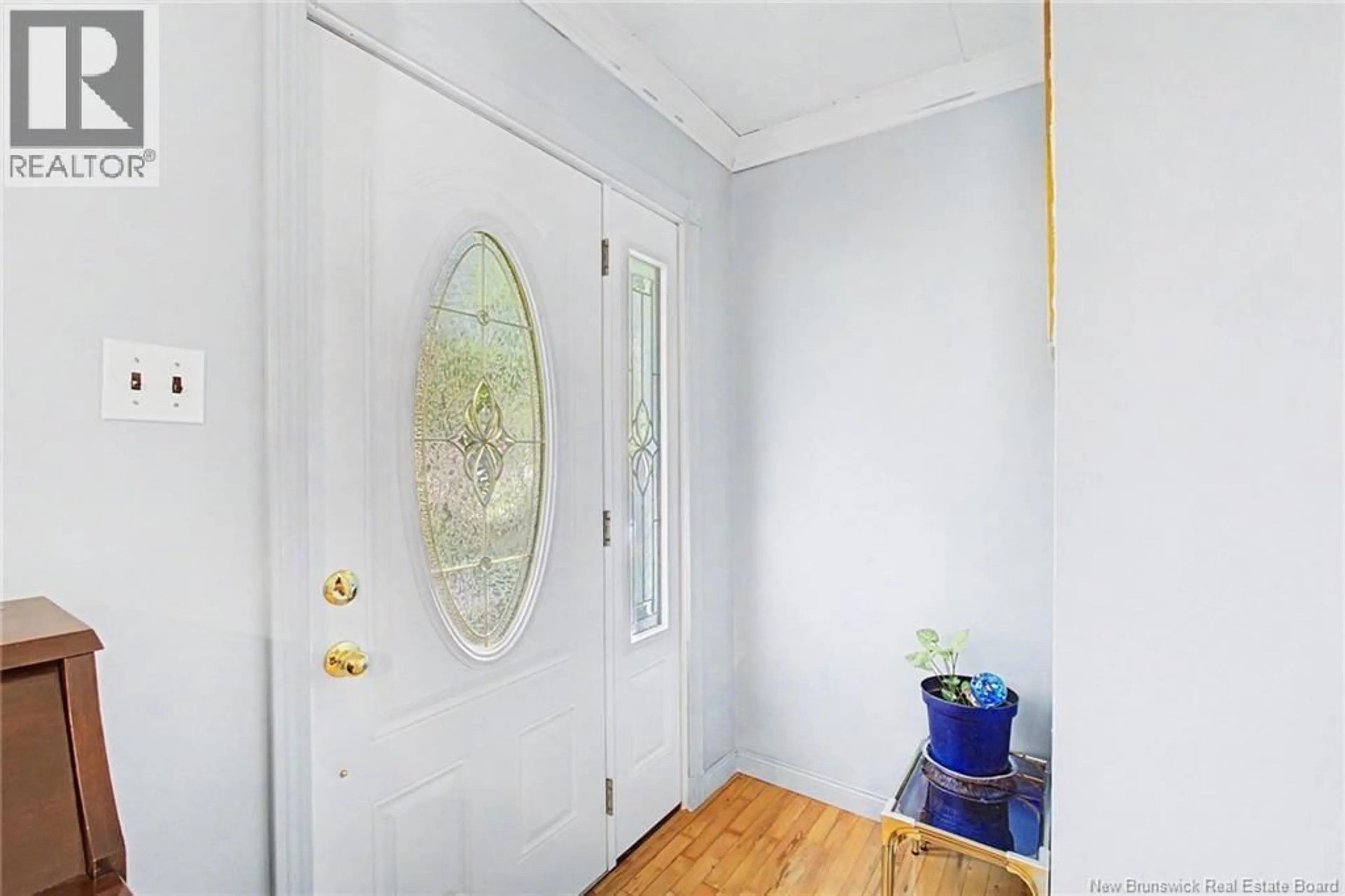Indoor entryway for 31 MCLEOD AVENUE, Chipman New Brunswick E4A2B9