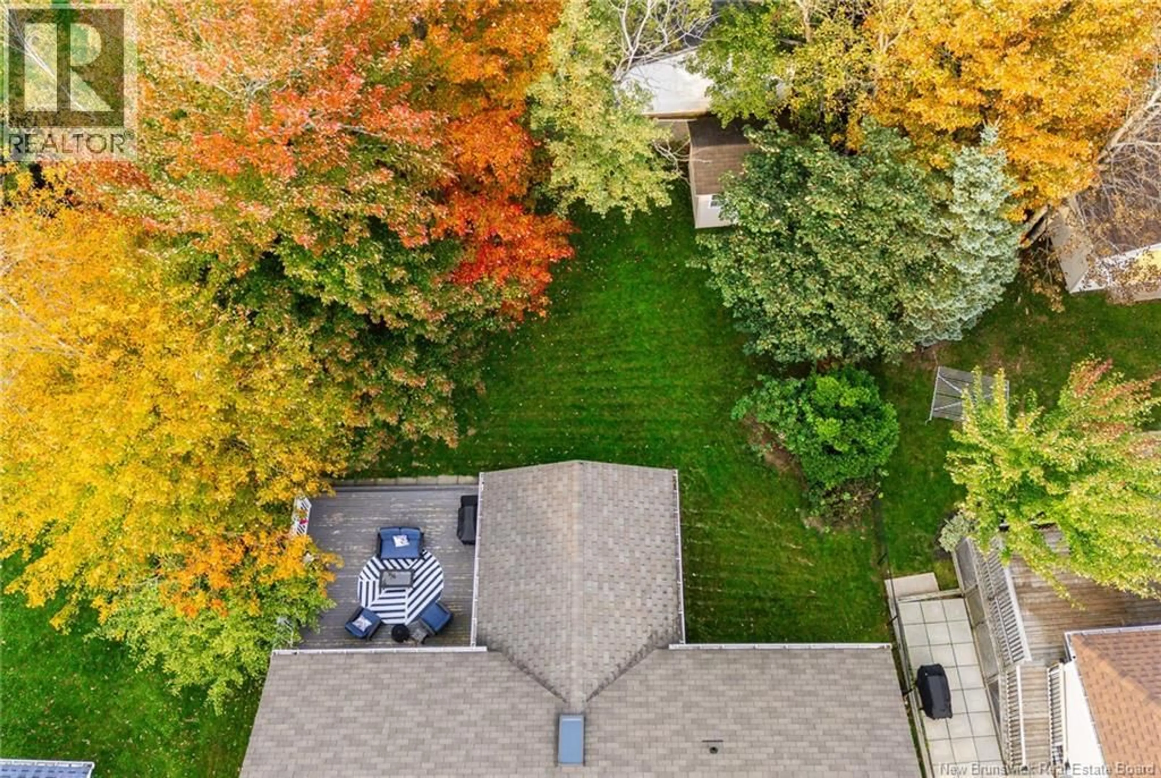 A pic from outside/outdoor area/front of a property/back of a property/a pic from drone, unknown for 321 TWIN OAKS DRIVE, Moncton New Brunswick E1G4W7