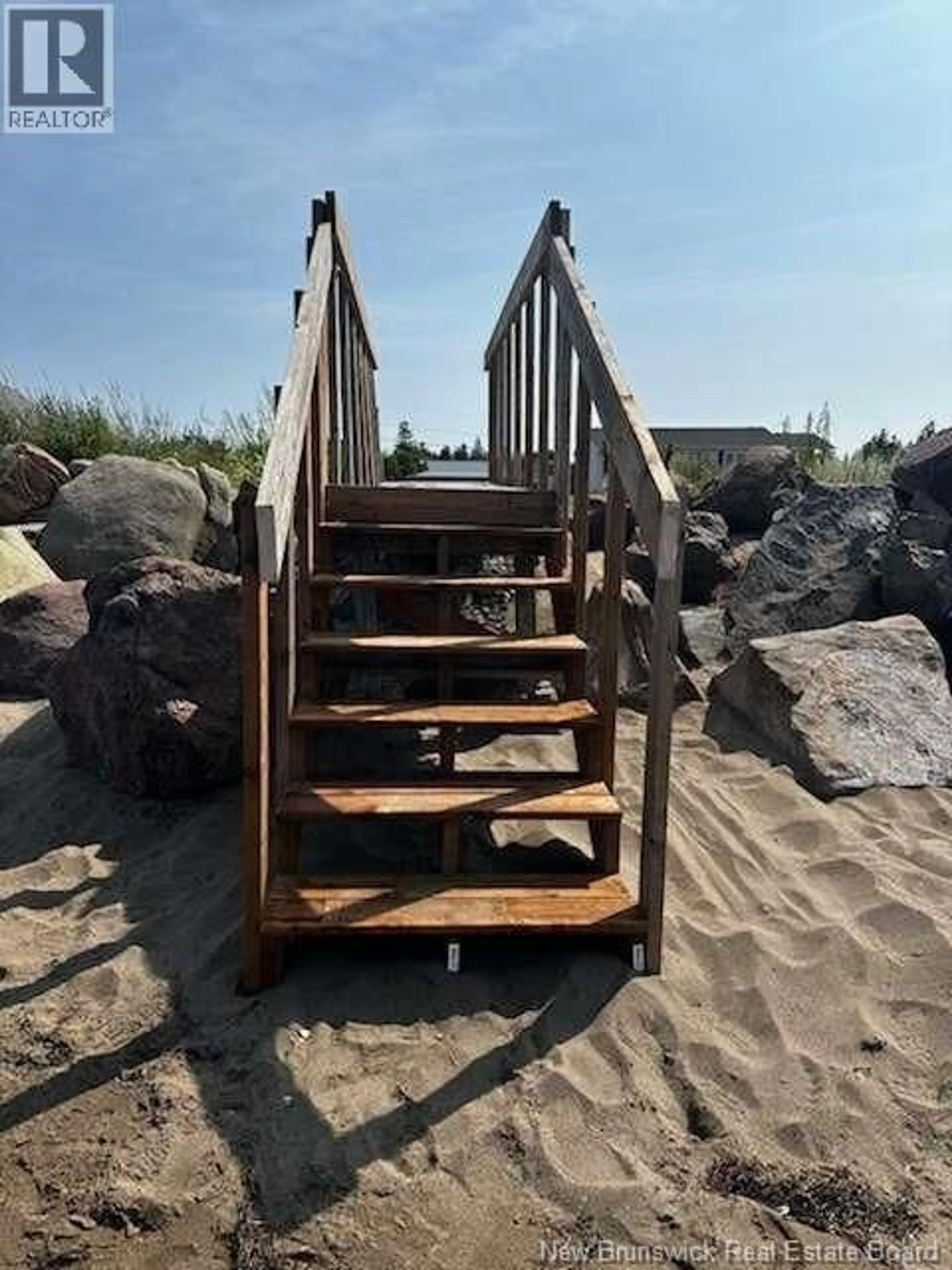 Stairs for 16 SPENCE'S BEACH ROAD, Murray Corner New Brunswick E4M3R5