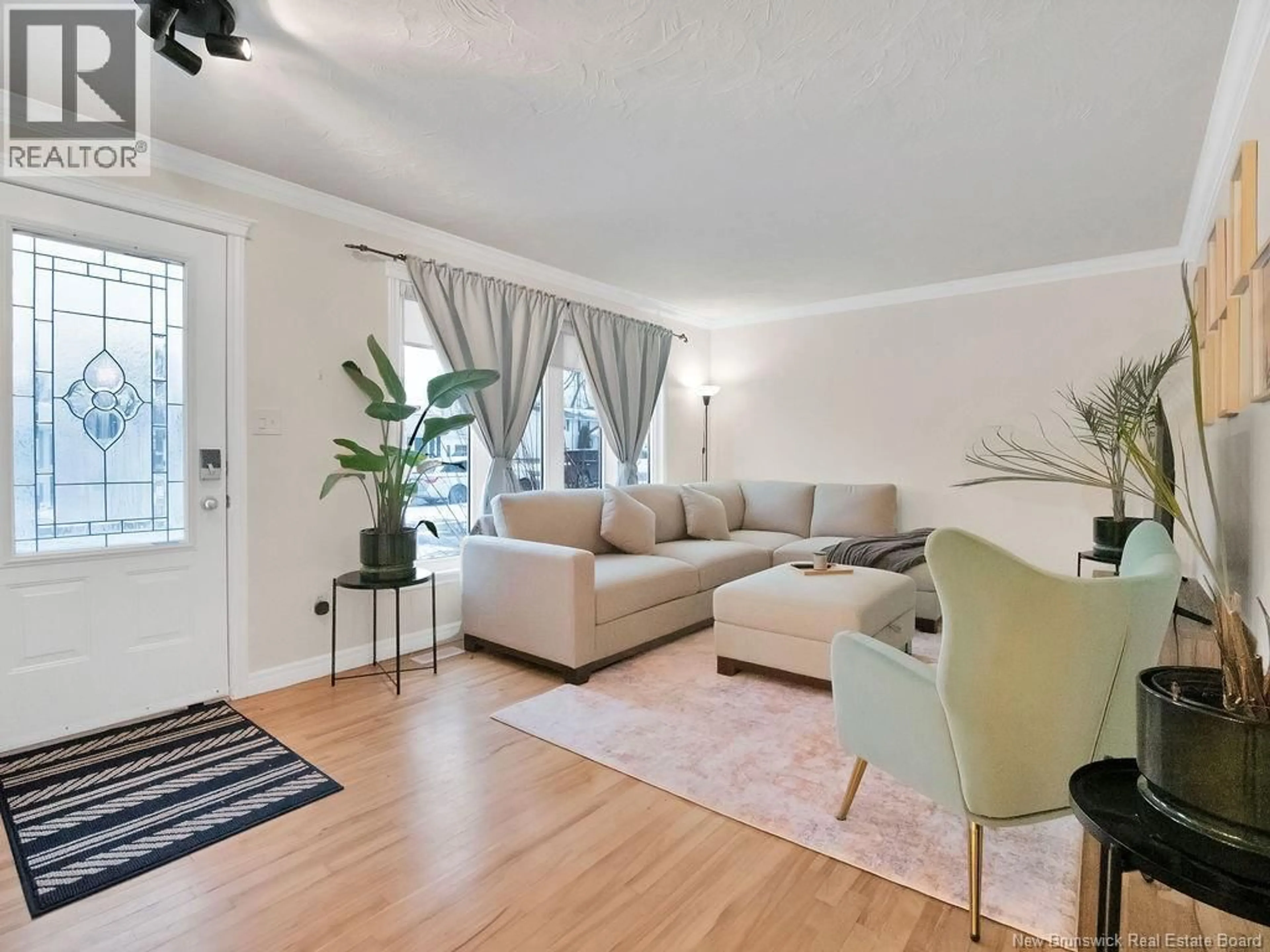 Living room with furniture, unknown for 27 ALPHONSE STREET, Shediac New Brunswick E4P1C9