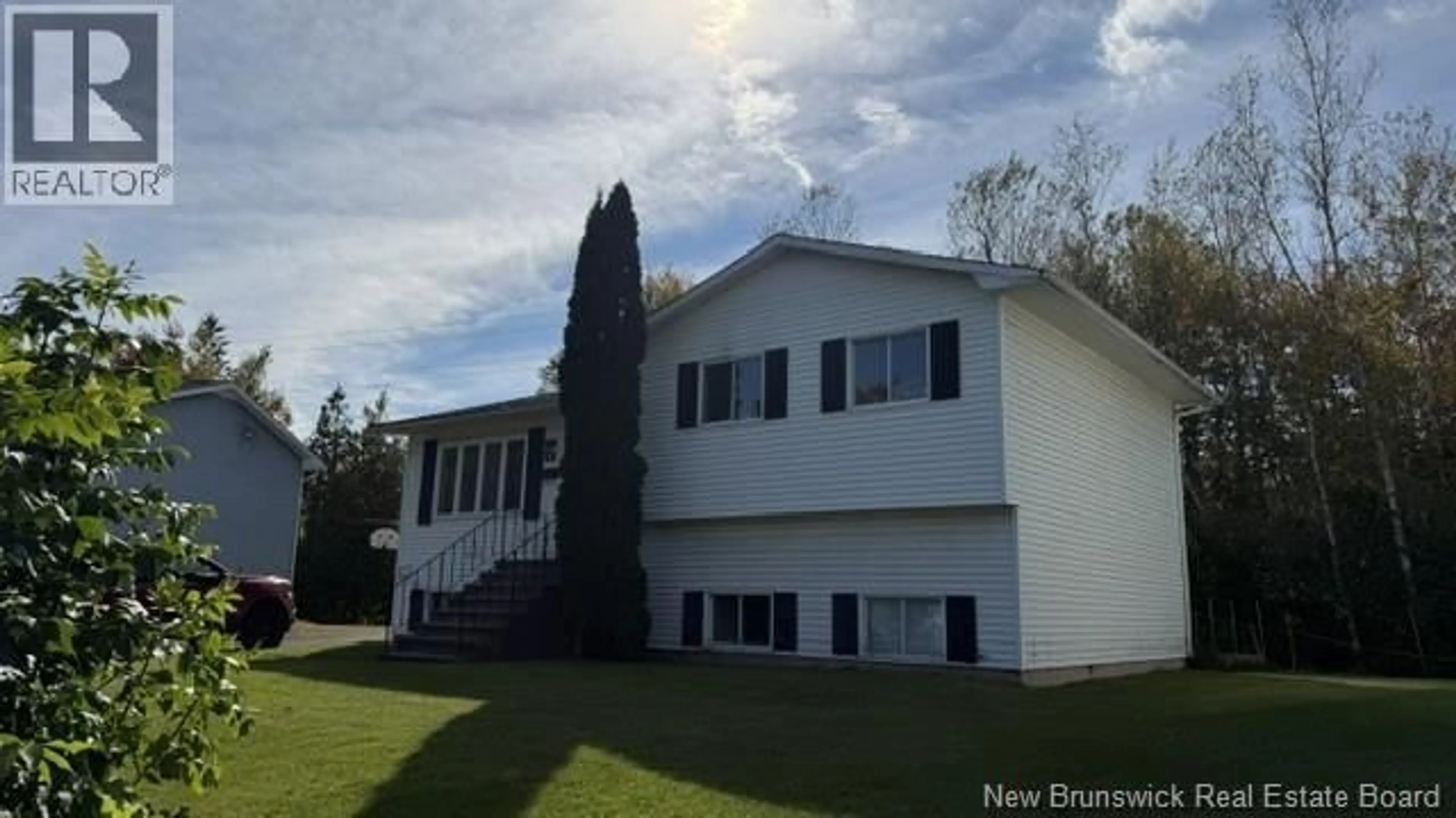 Home with vinyl exterior material, unknown for 40 EMMERSON STREET, Fredericton New Brunswick E3B6G8
