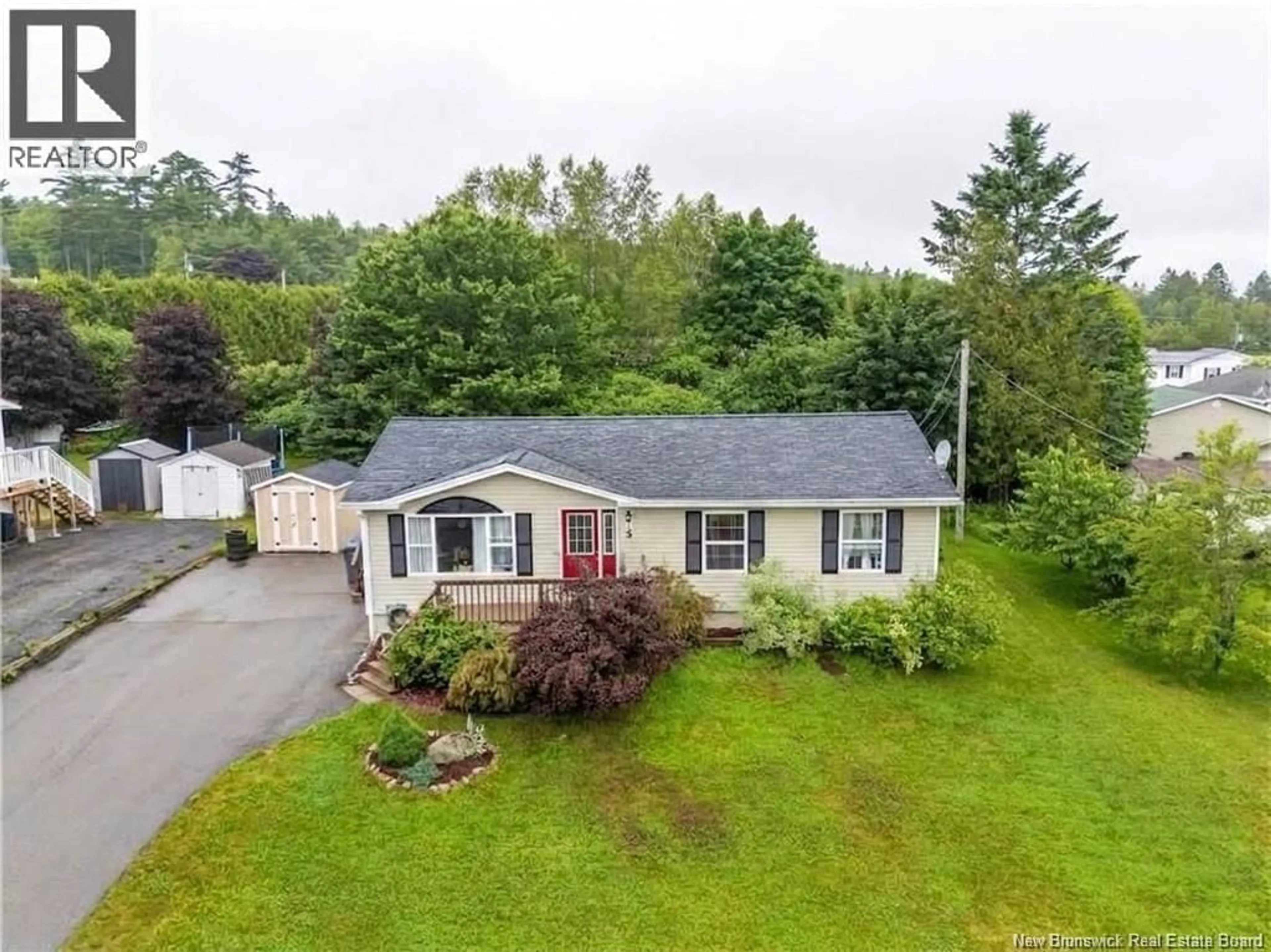A pic from outside/outdoor area/front of a property/back of a property/a pic from drone, unknown for 5 SINCLAIR STREET, St. Stephen New Brunswick E3L3C8