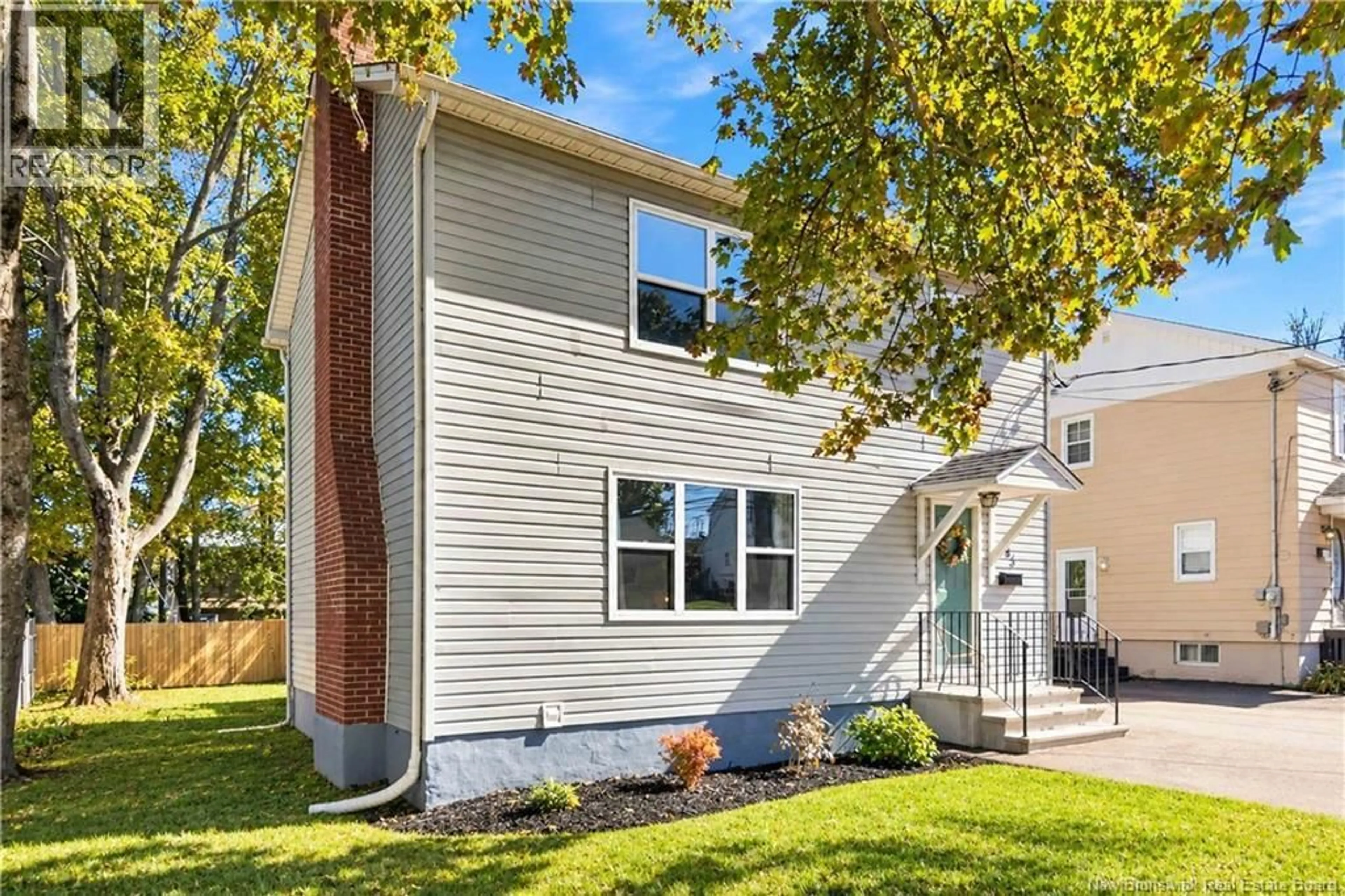 Home with vinyl exterior material, street for 165 WEST LANE LANE, Moncton New Brunswick E1C6V1