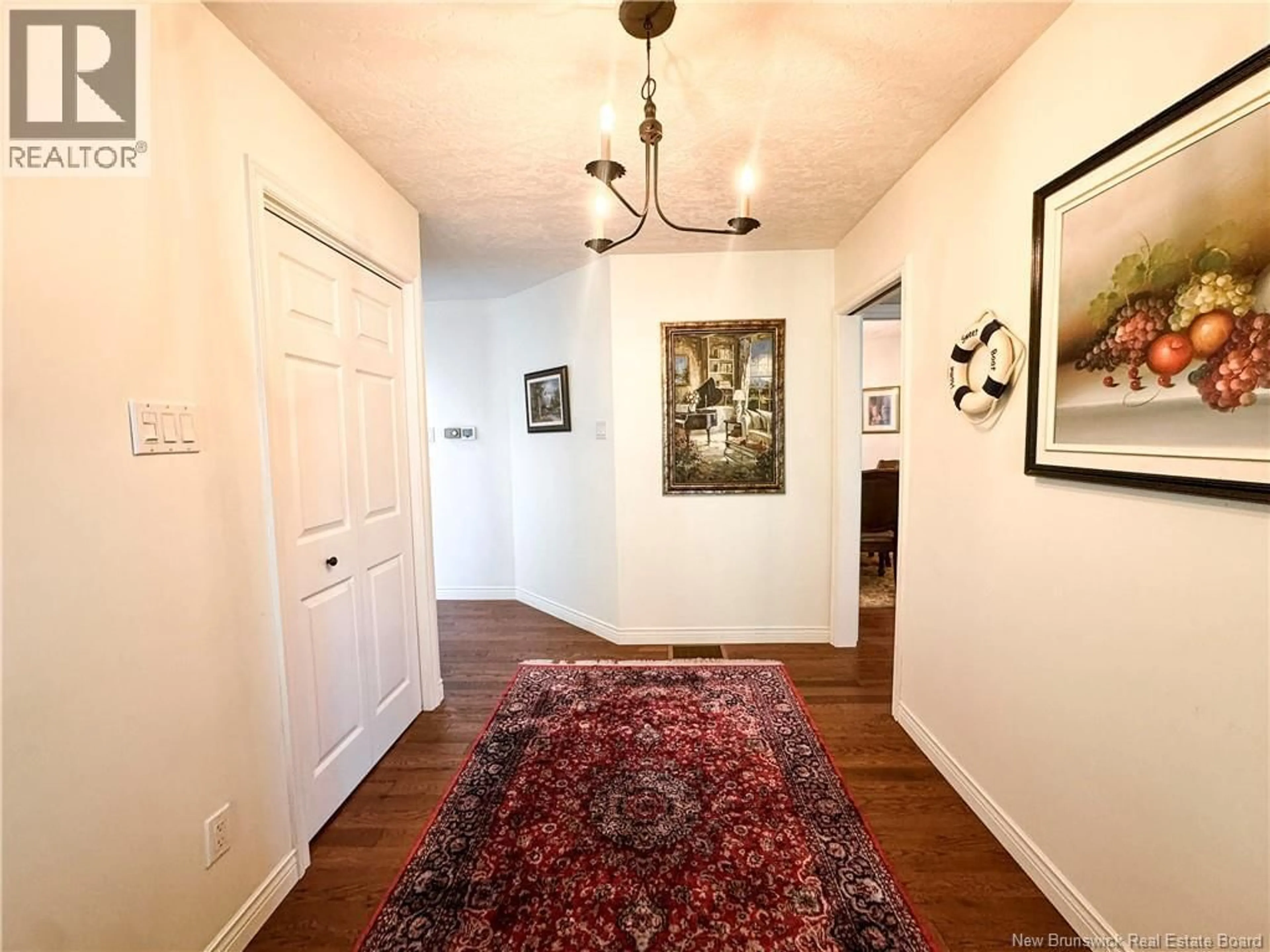Indoor entryway for 680 FRONT MOUNTAIN ROAD, Moncton New Brunswick E1G3H3