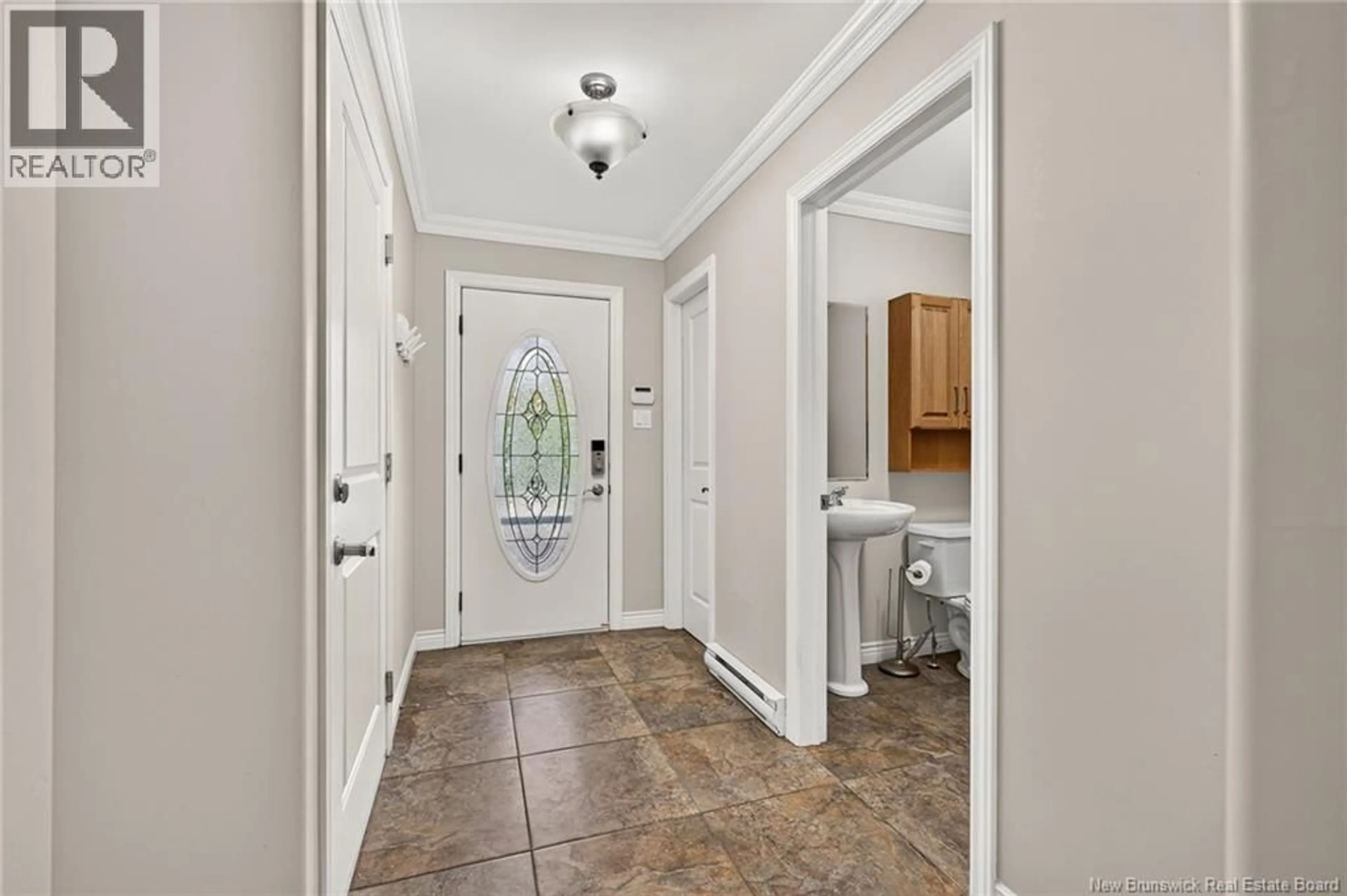 Indoor entryway for 240 DAMIEN STREET, Dieppe New Brunswick E1A0H3
