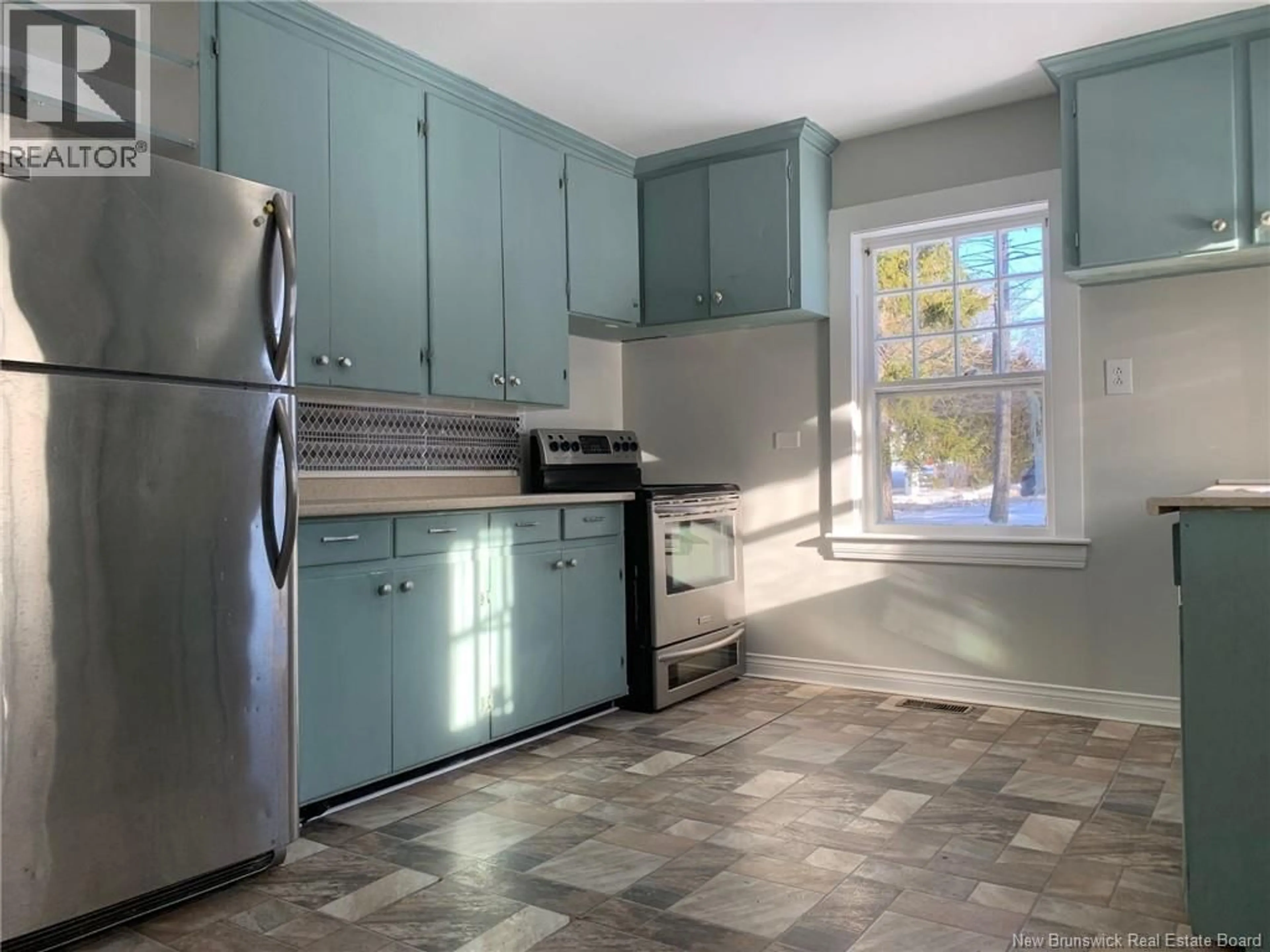 Standard kitchen, ceramic/tile floor for 16 CLARK ROAD, Rothesay New Brunswick E2E2H1