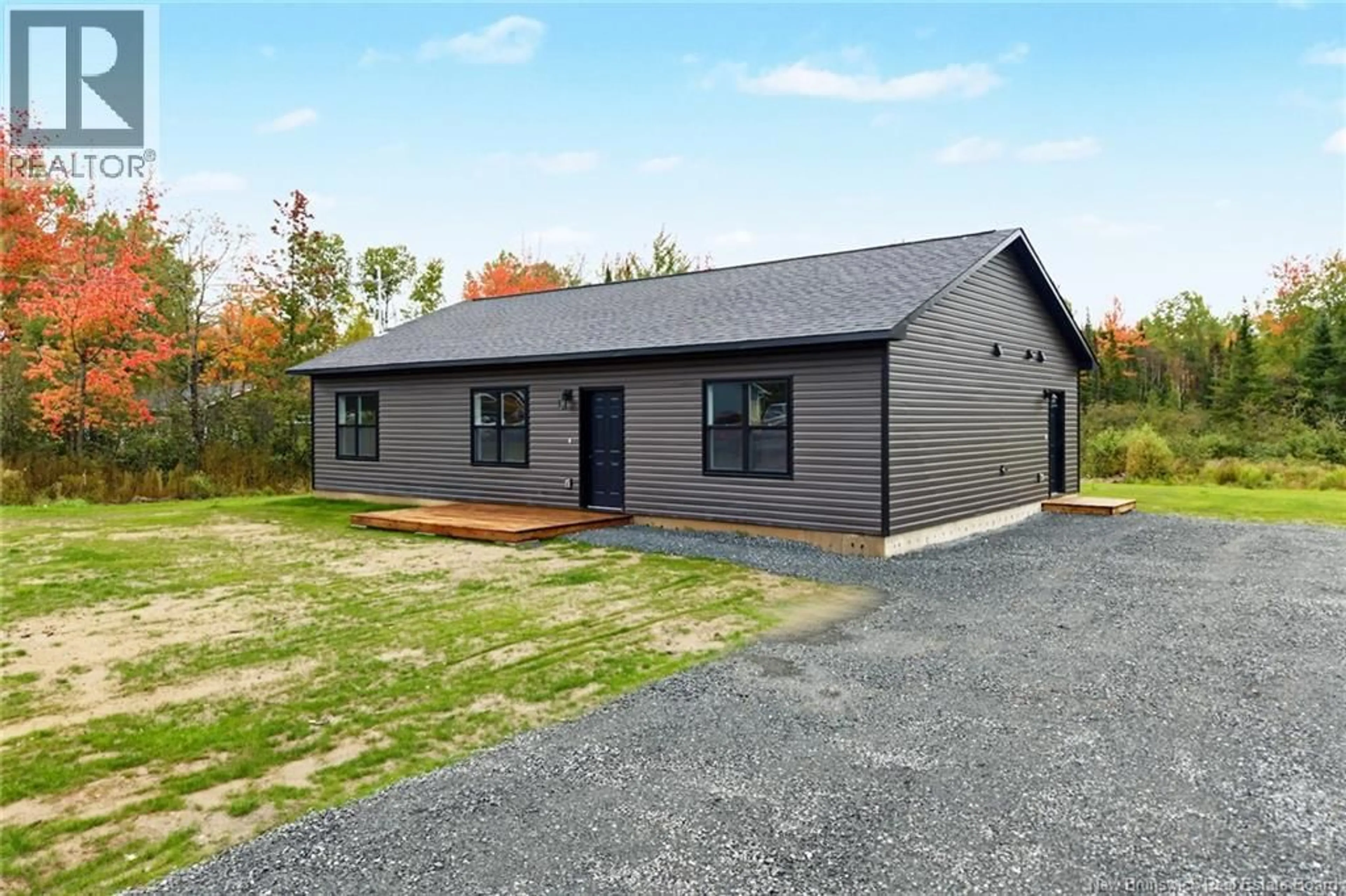 Home with vinyl exterior material, building for 136 HORSEMAN ROAD, Fredericton Junction New Brunswick E5L1W5