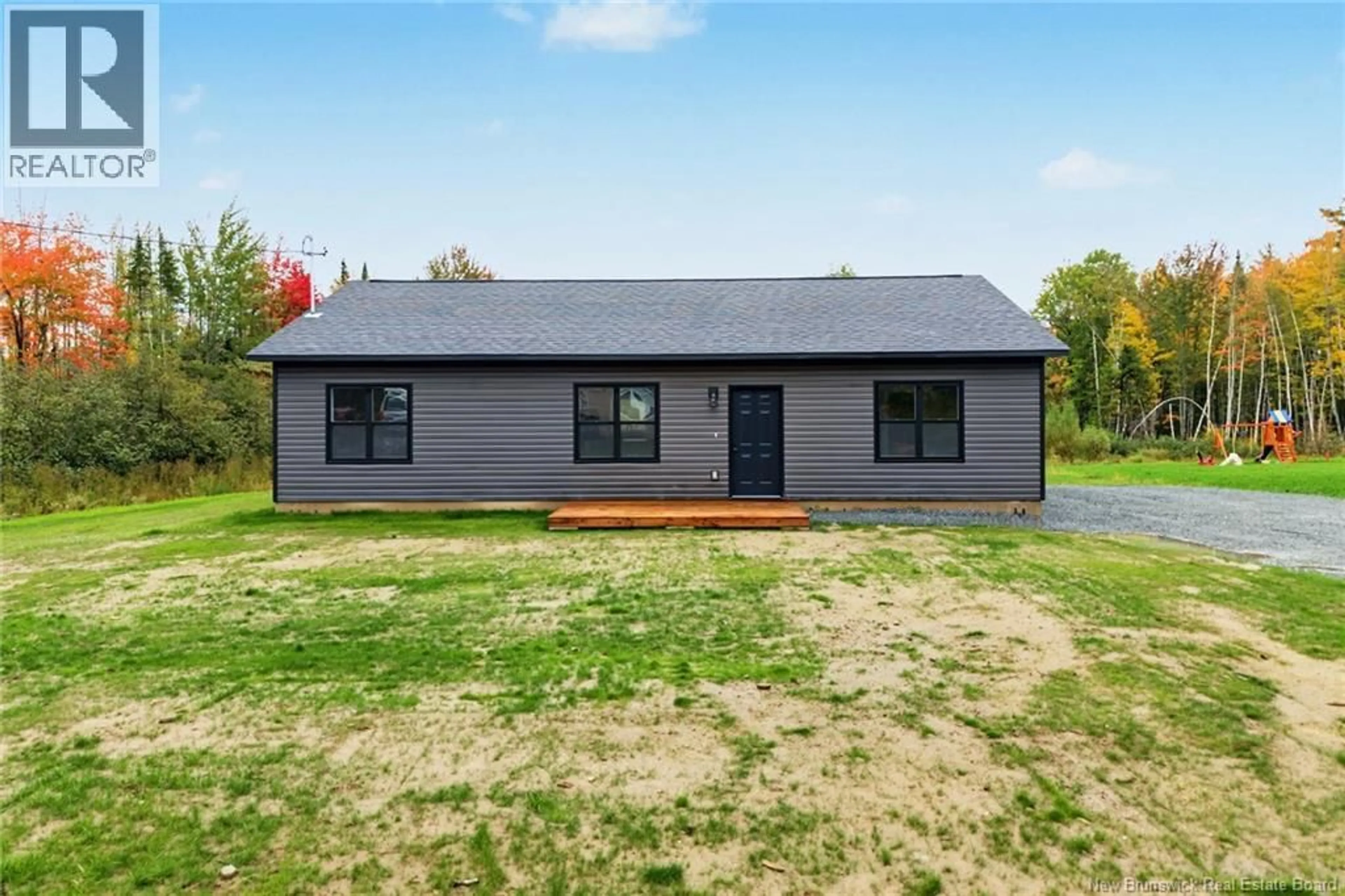 Home with vinyl exterior material, building for 136 HORSEMAN ROAD, Fredericton Junction New Brunswick E5L1W5