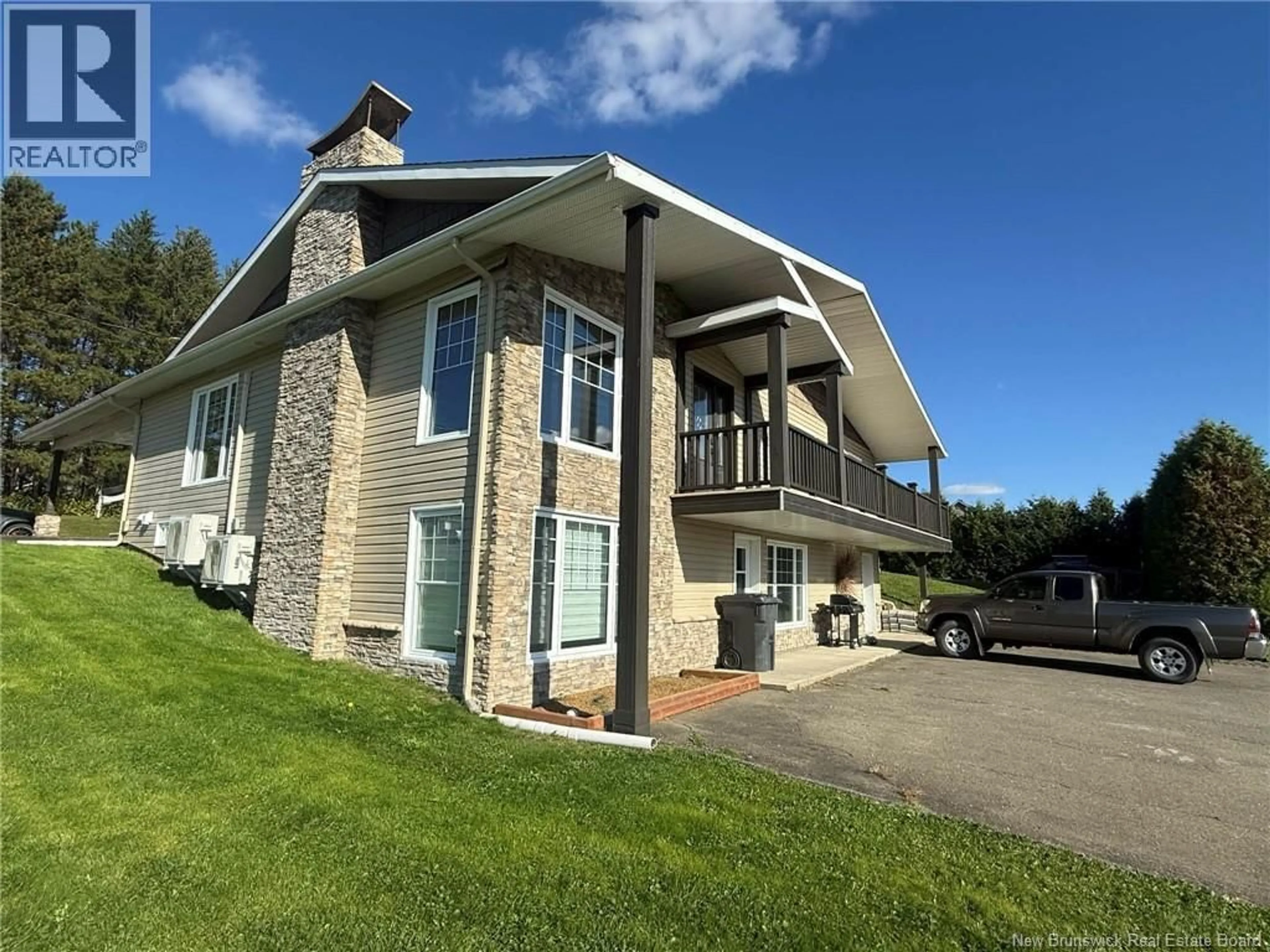 Home with vinyl exterior material, water/lake/river/ocean view for 63 PREMIERE AVENUE, Sainte-Anne-De-Madawaska New Brunswick E7E1J9