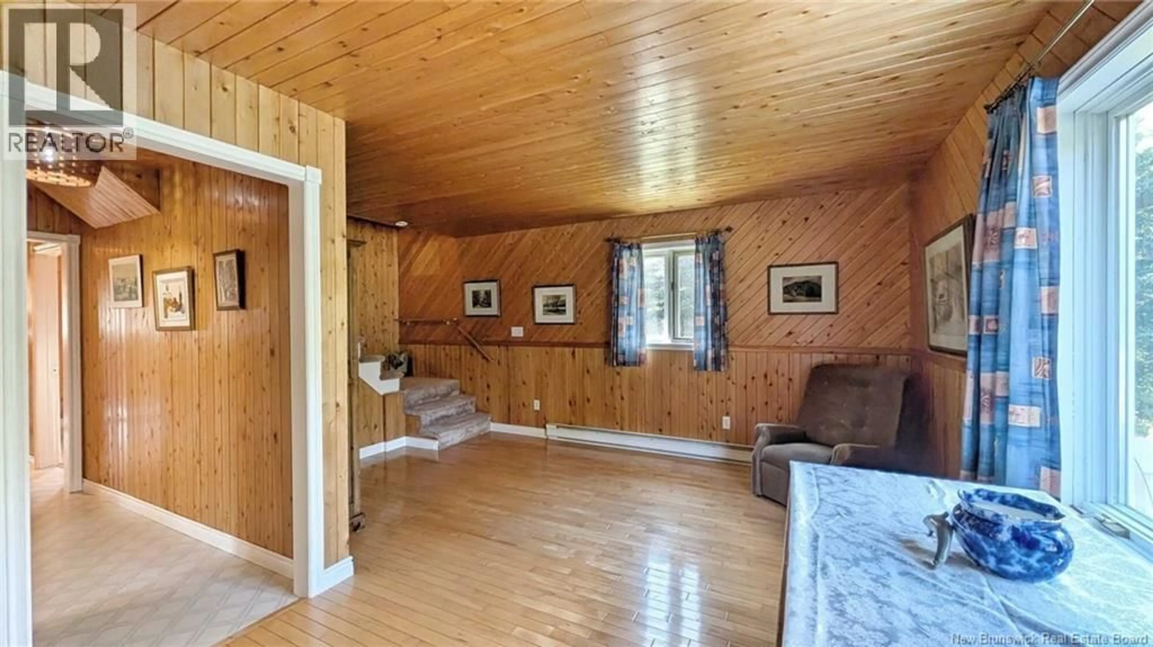 Unknown for 7997 RUE SAINT-PAUL, Bas-Caraquet New Brunswick E1W6C3